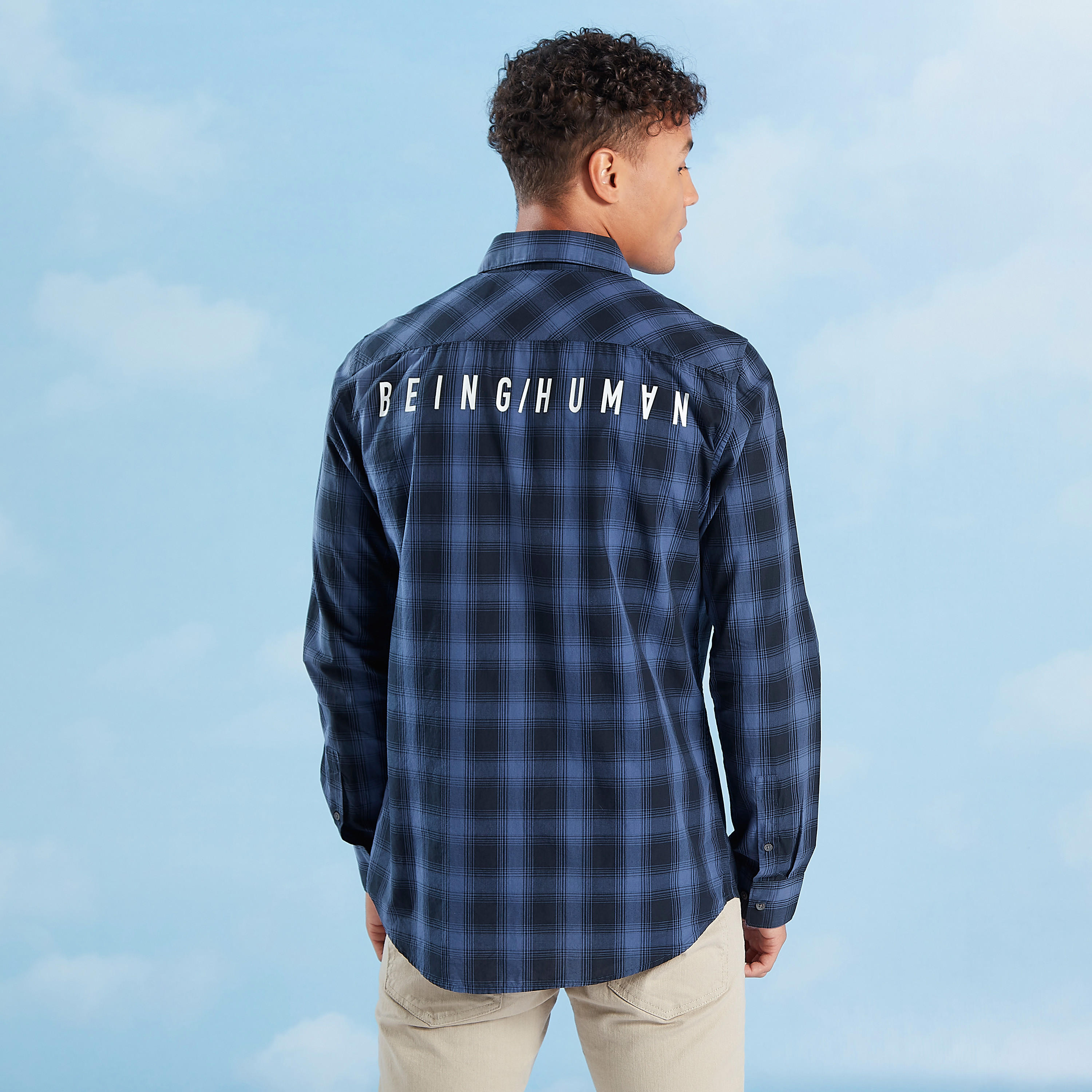 قميص سليم كاروهات بأكمام طويلة من بيينج هيومان-men-clothing-shirts-image-4