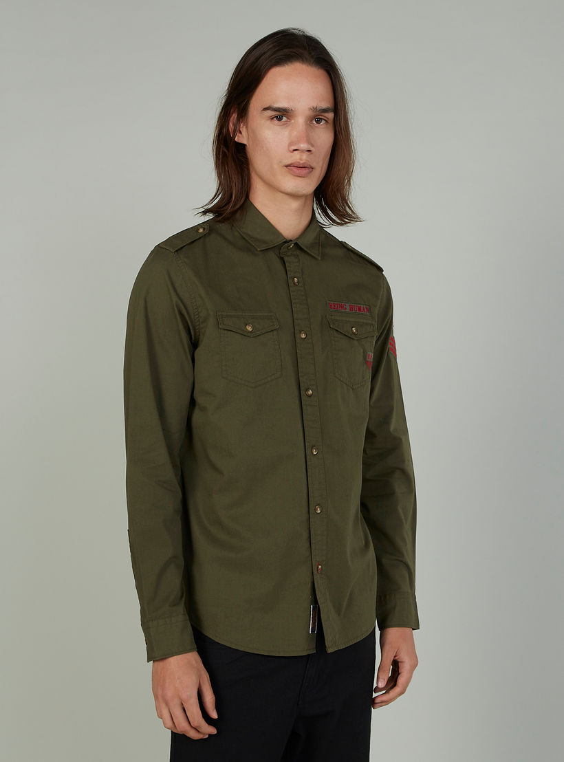قميص بياقة عادية وتفاصيل مطرزة بيينج هيومان-men-clothing-shirts-image-1
