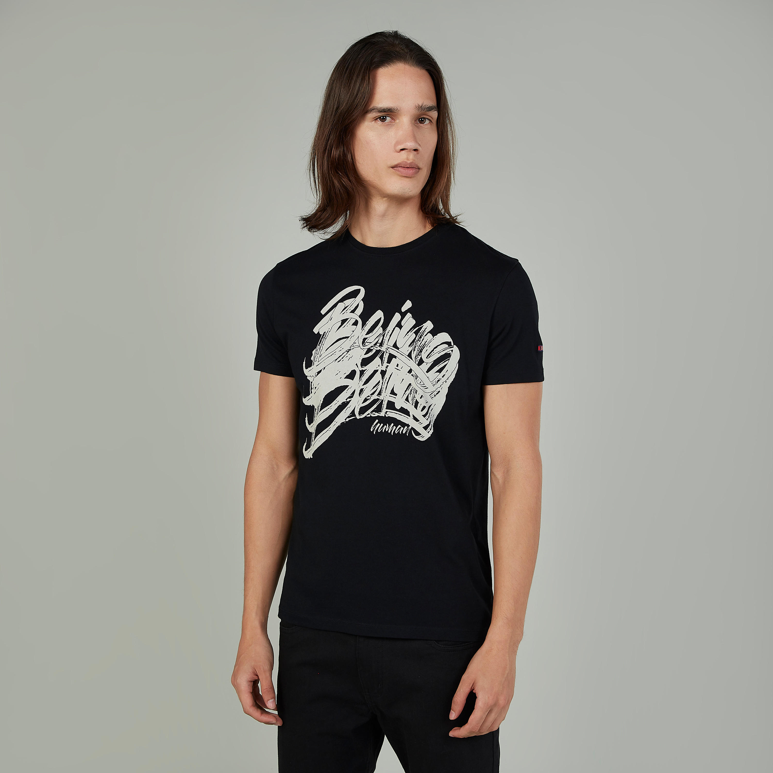 تيشيرت بياقة ضيّقة وأكمام قصيرة وطبعات بيينج هيومان-men-clothing-tshirtsandpolos-tshirts-image-1