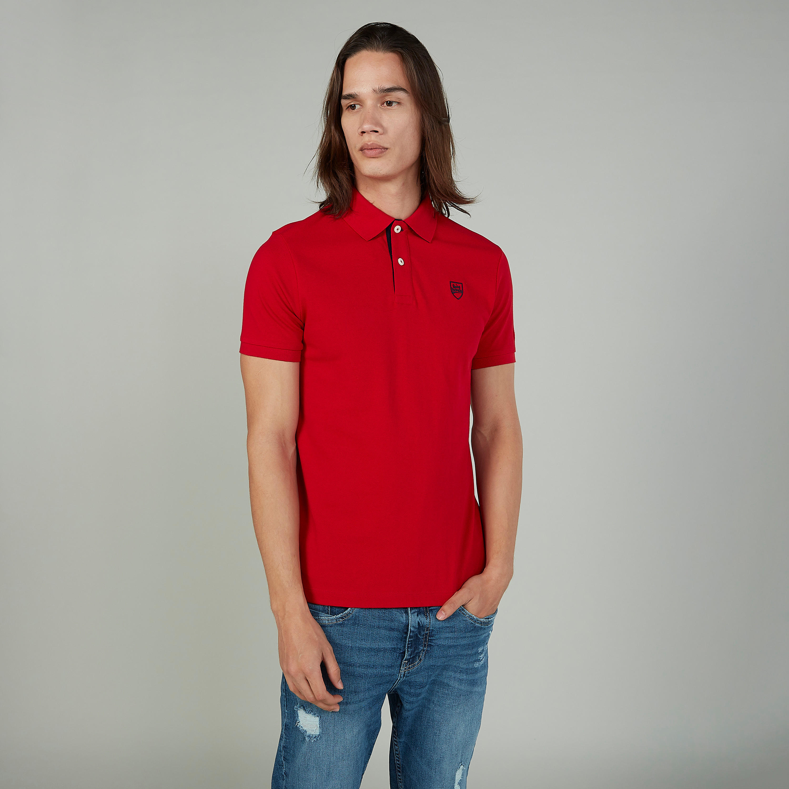 تيشيرت مطرّز بياقة بولو وأكمام قصيرة من بيينج هيومان-men-clothing-tshirtsandpolos-polos-image-1