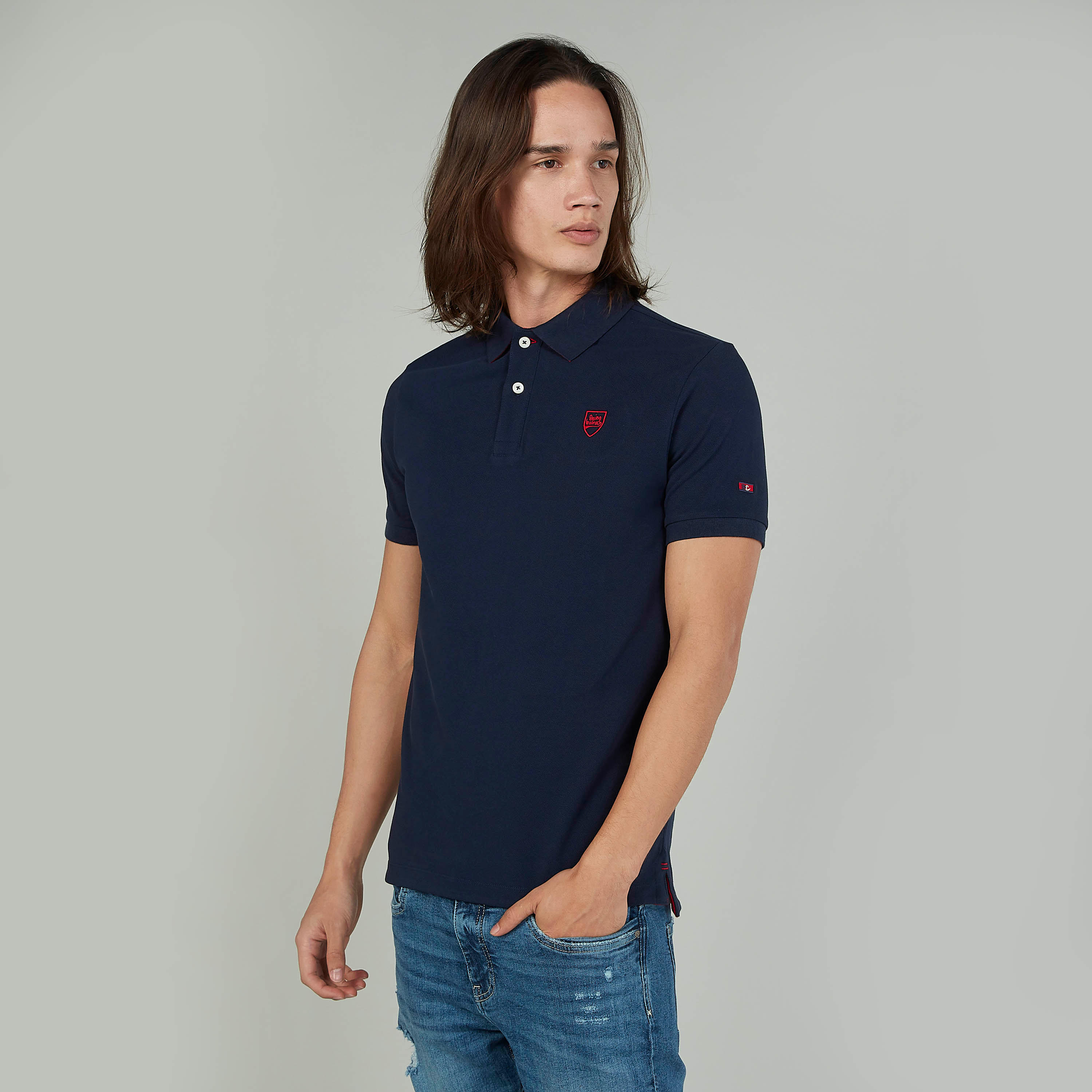 تيشيرت مطرّز بياقة بولو وأكمام قصيرة من بيينج هيومان-men-clothing-tshirtsandpolos-polos-image-1
