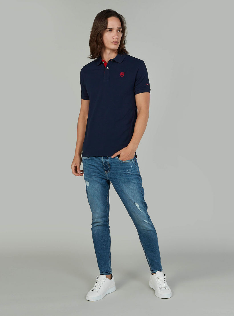 تيشيرت مطرّز بياقة بولو وأكمام قصيرة من بيينج هيومان-men-clothing-tshirtsandpolos-polos-image-2