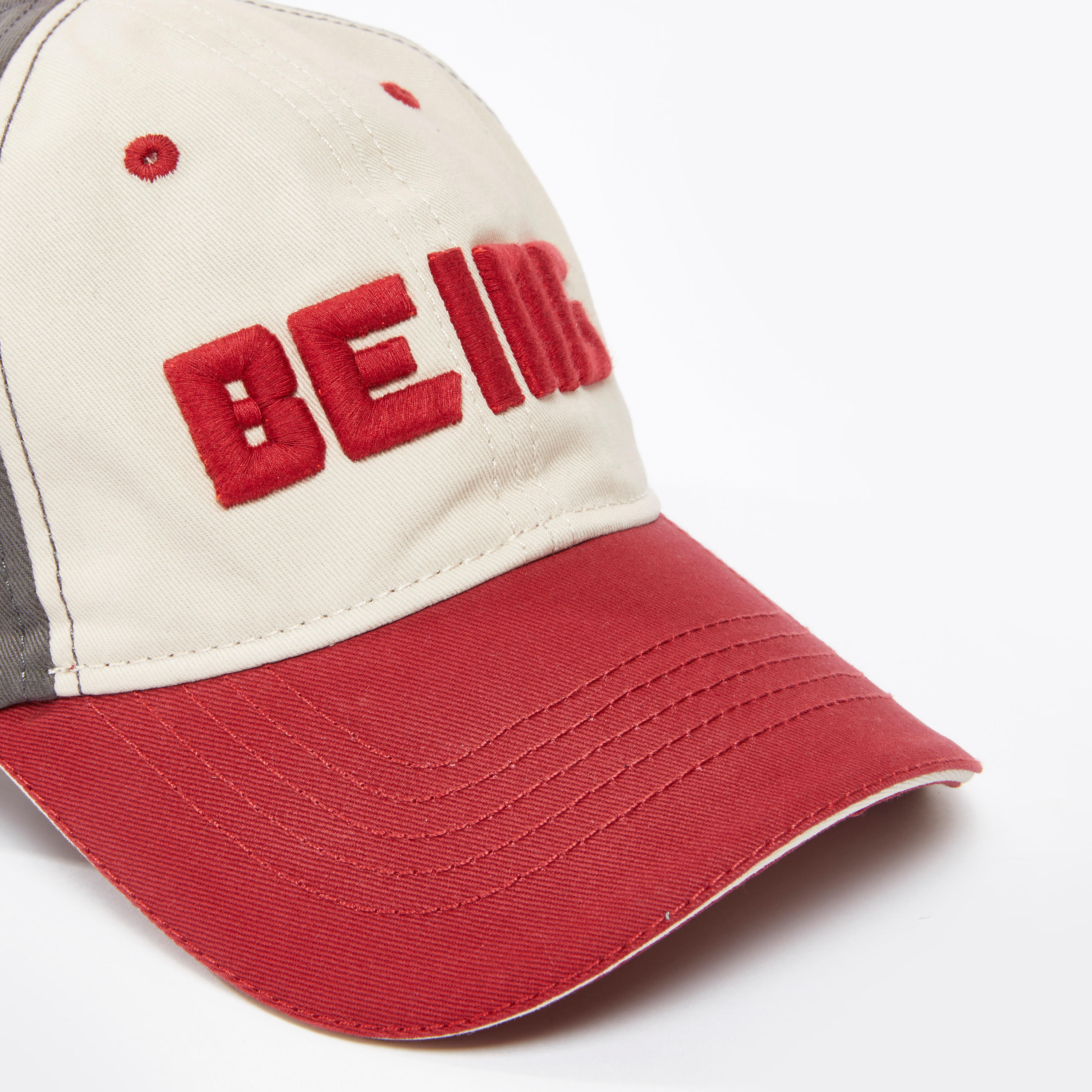 قبعة كاب بإبزيم إغلاق وتطريز بيينج هيومان-men-caps-image-2