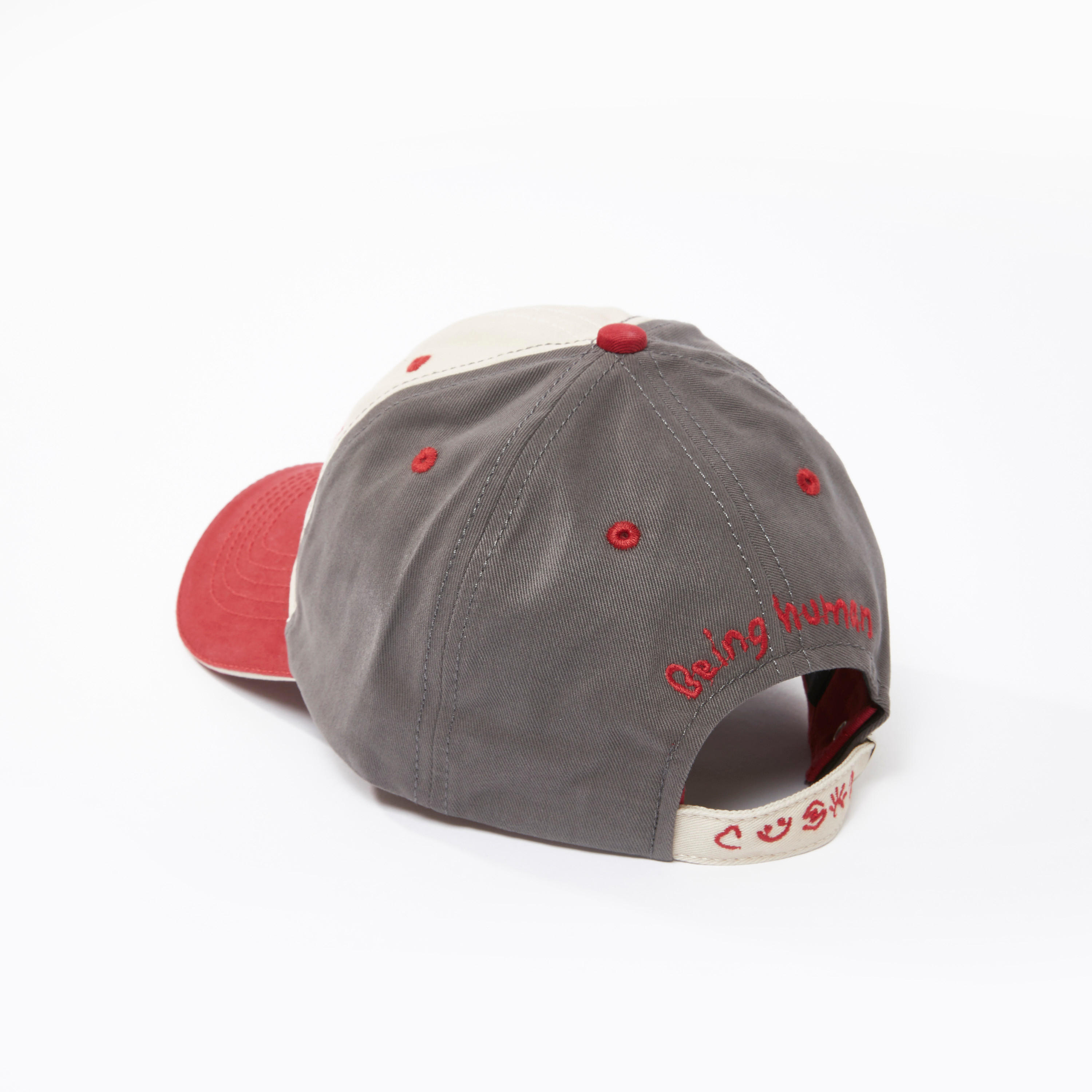 قبعة كاب بإبزيم إغلاق وتطريز بيينج هيومان-men-caps-image-3