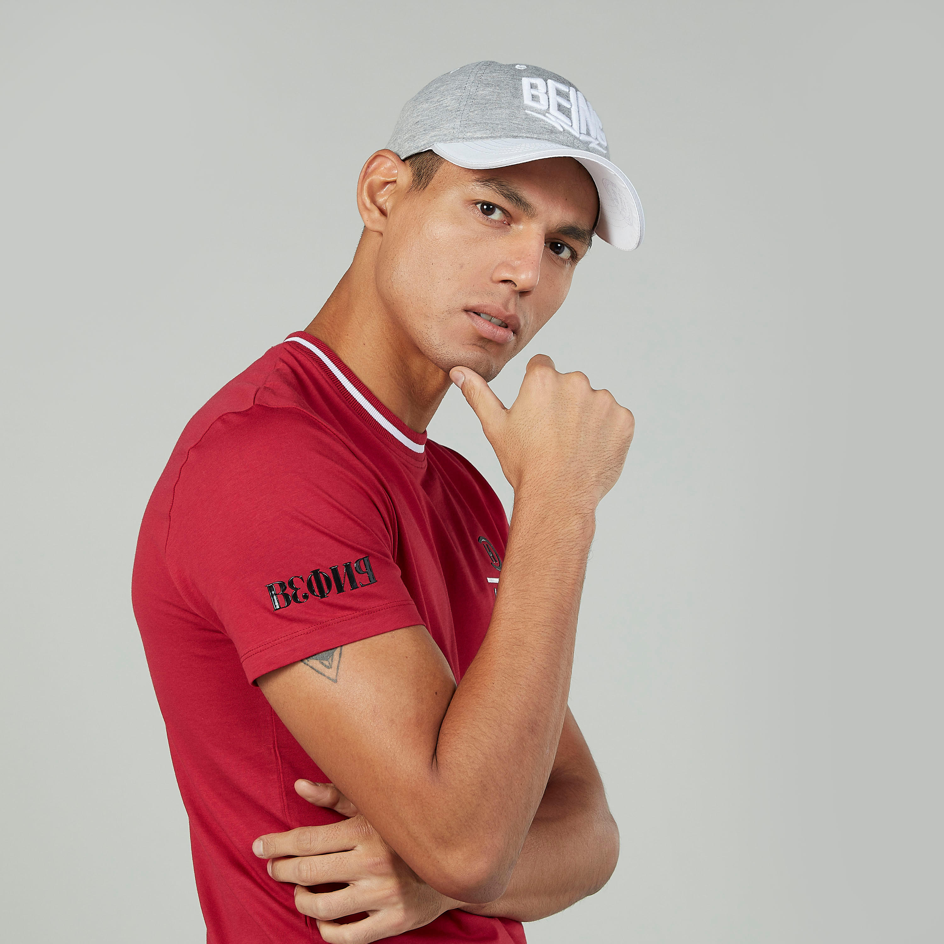 قبعة كاب بارز الملمس بإبزيم إغلاق بيينج هيومان-men-caps-image-2