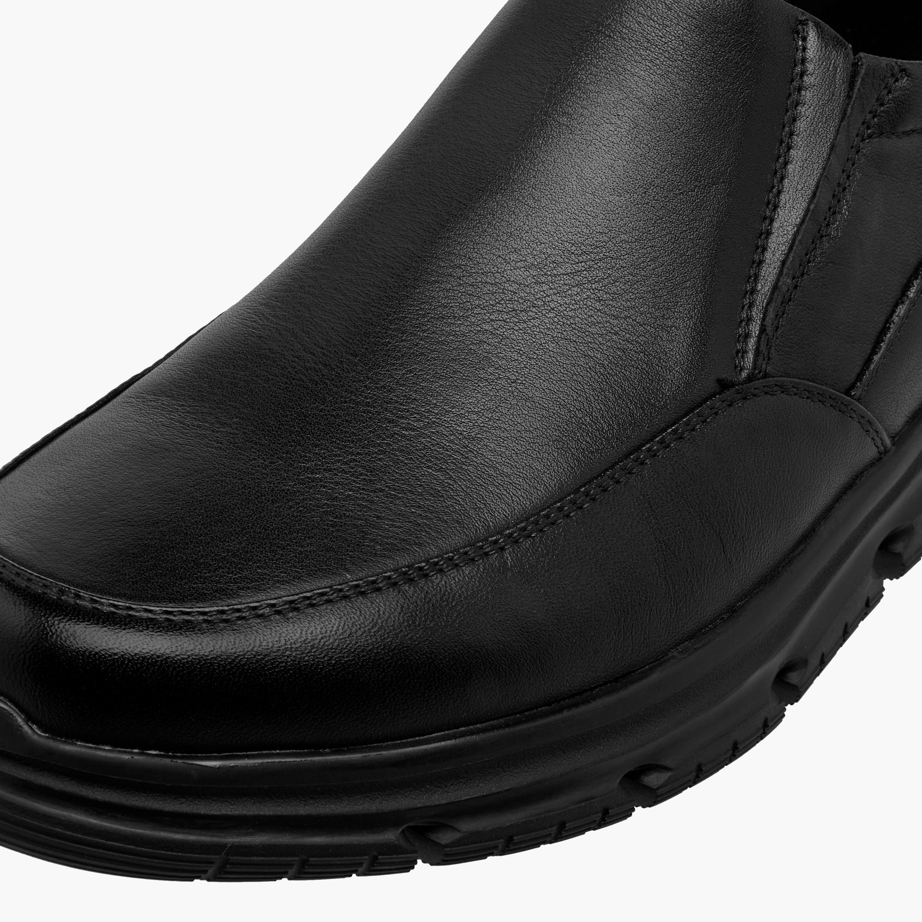 Le Confort Leather Solid Slip-On Loafers-men-shoes-formalshoes-image-4