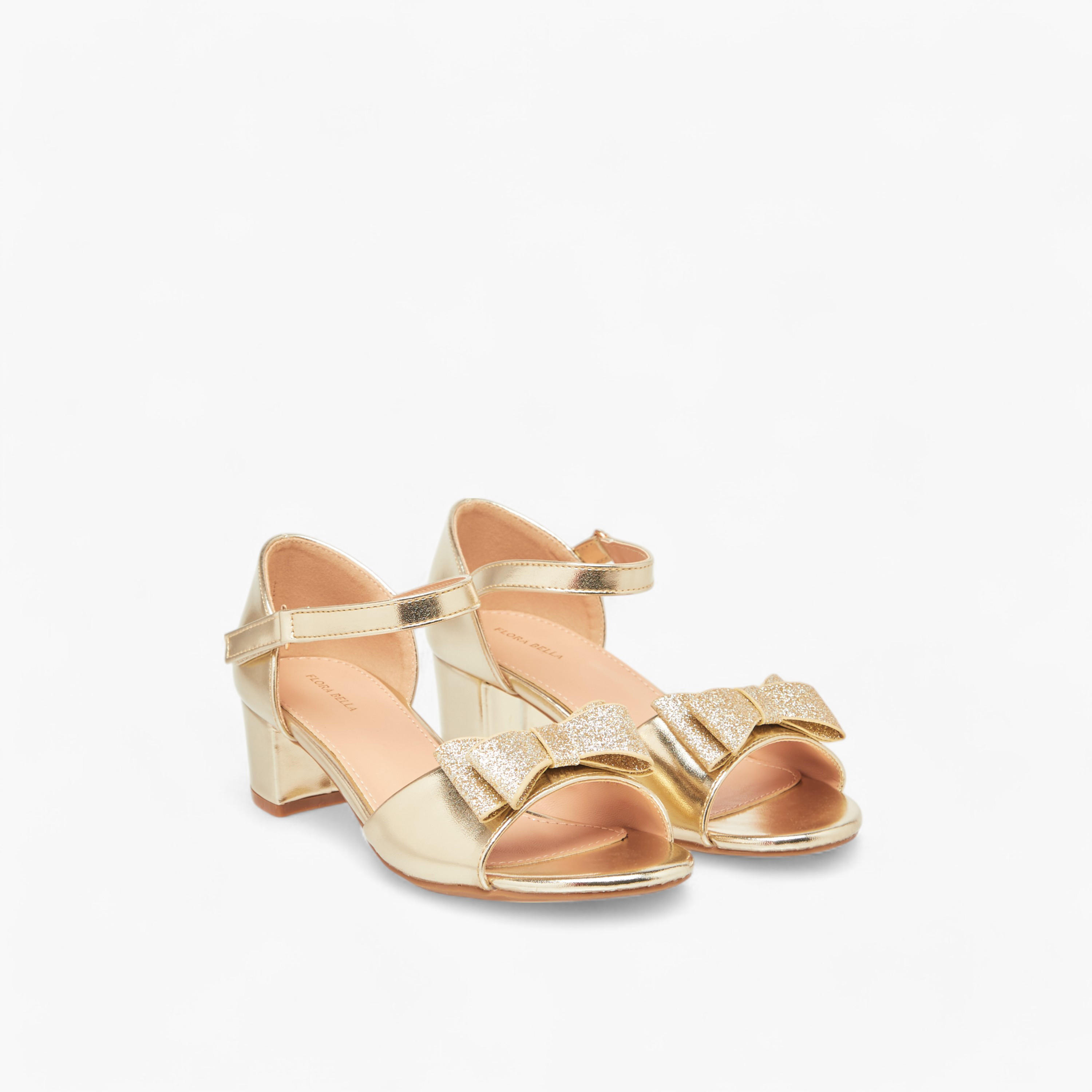 صندل بشريط إغلاق لاصق وزخرفة فيونكة من فلورا بيلا-girls-shoes-sandals-image-1