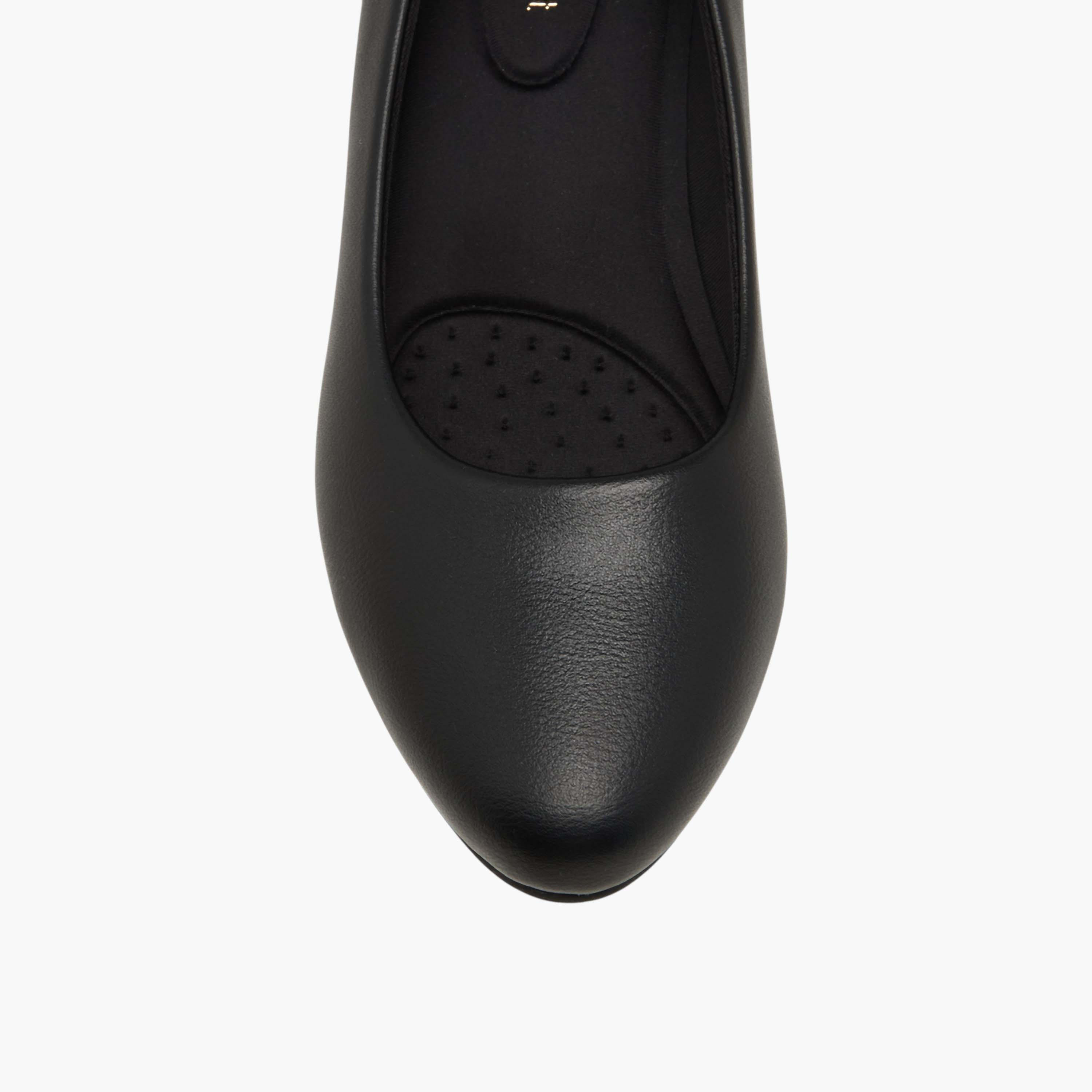 حذاء بومب بكعب سميك للنساء من لو كونفورت-women-shoes-heels-image-4