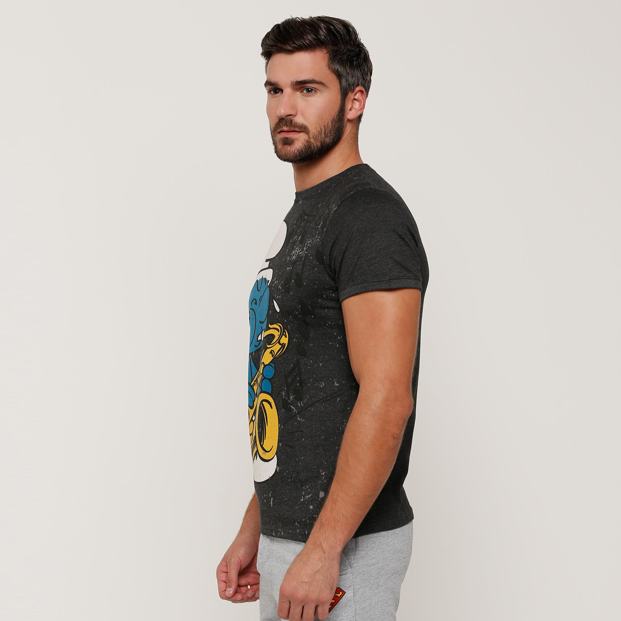 تيشيرت بياقة مستديرة وأكمام قصيرة مع طبعات السنافر-men-clothing-tshirtsandpolos-tshirts-image-3