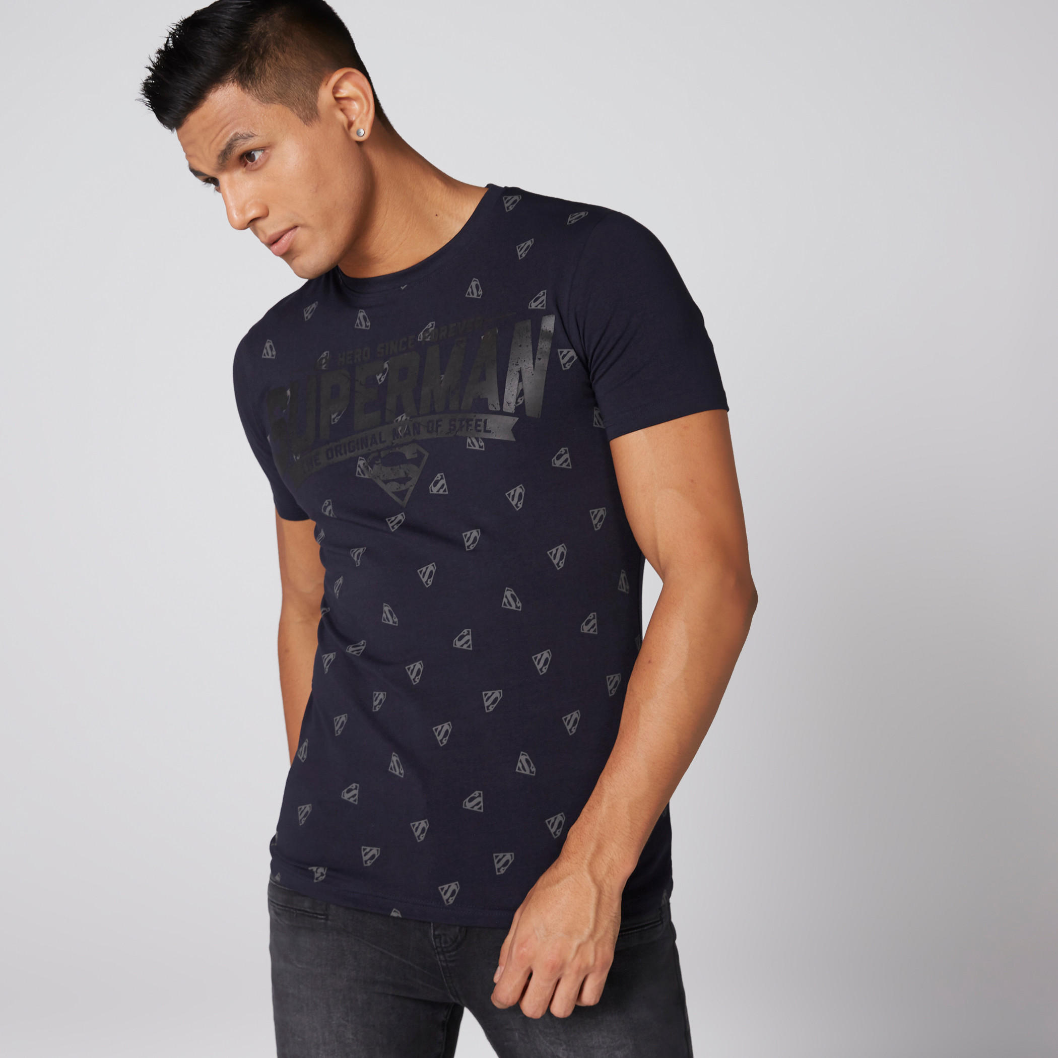تيشيرت بياقة مستديرة وأكمام قصيرة وطبعات سوبرمان-men-clothing-tshirtsandpolos-tshirts-image-3
