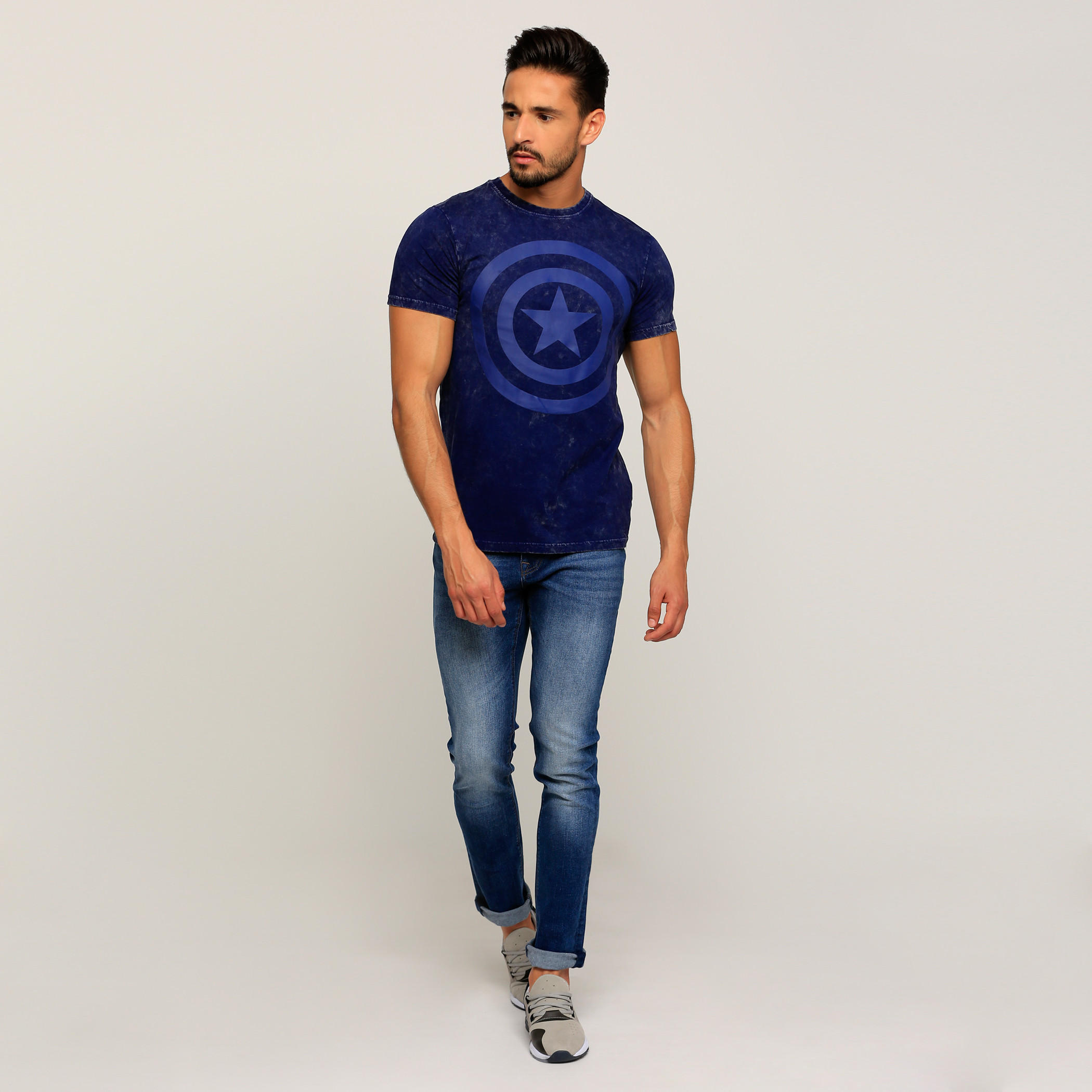 تيشيرت بياقة مستديرة وأكمام قصيرة وطبعات-men-clothing-tshirtsandpolos-tshirts-image-1