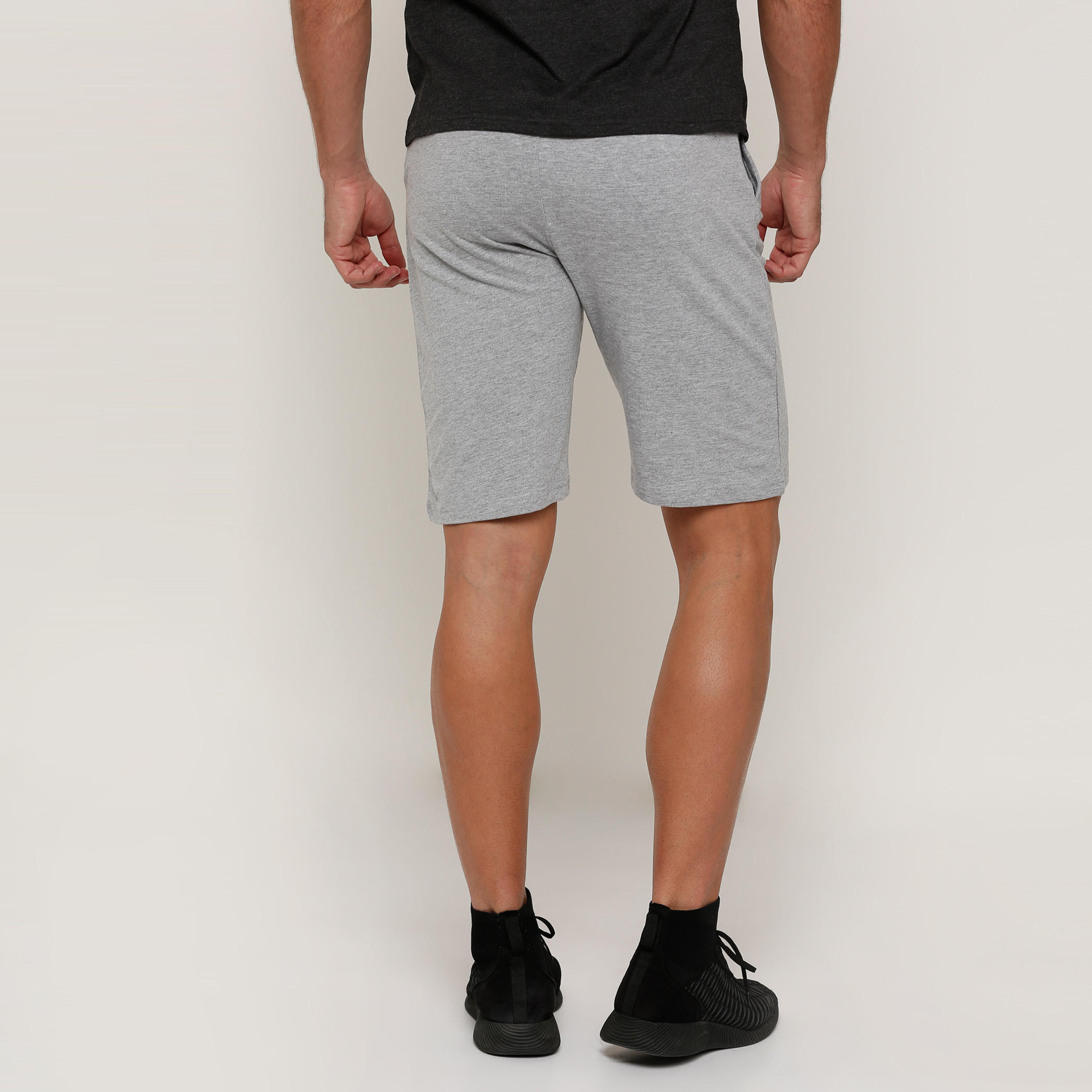 شورت بخصر مطّاطي وجيوب مع طبعات سوبر مان-men-clothing-bottoms-shorts-image-2