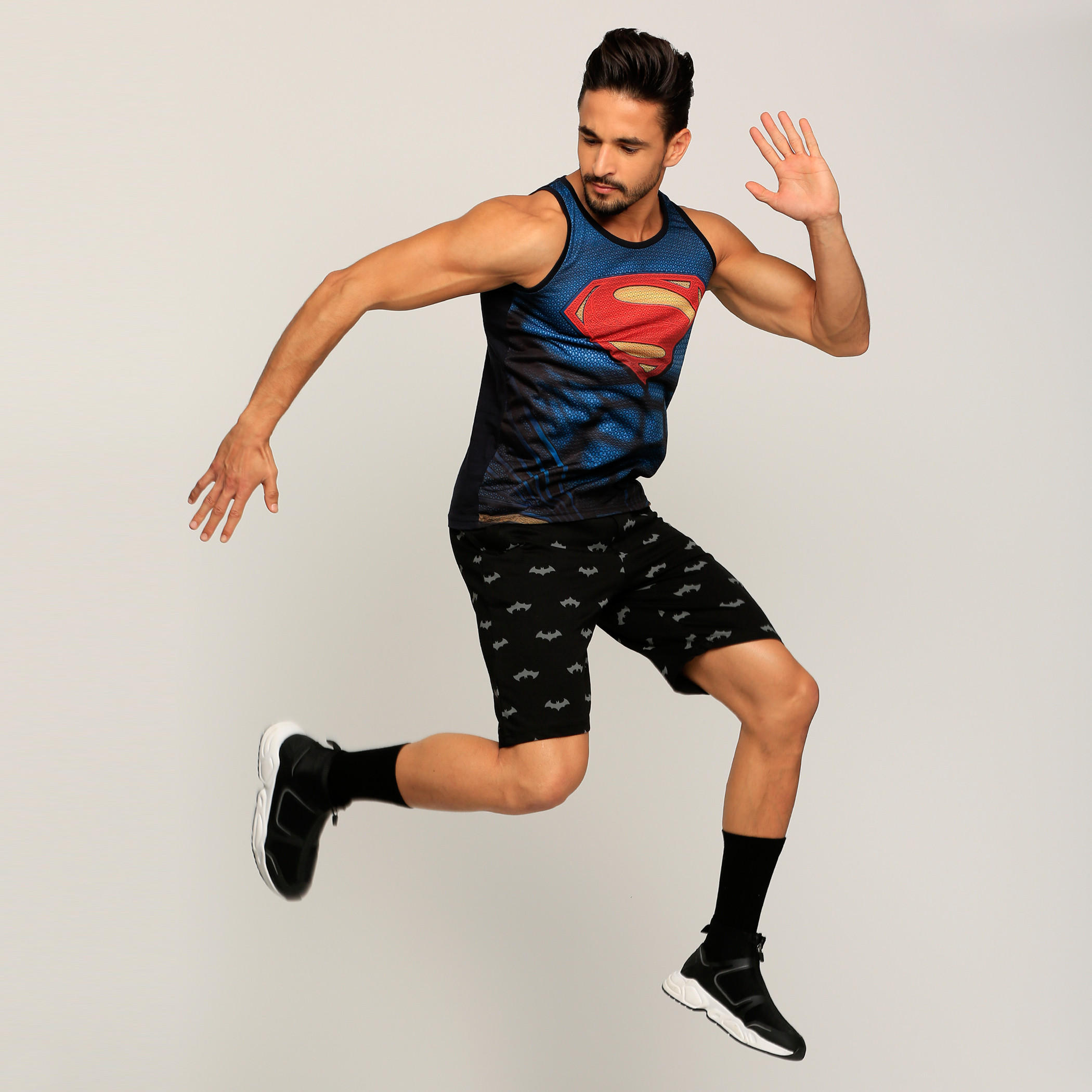 تيشيرت دون أكمام بطبعات سوبرمان وياقة مستديرة-men-clothing-tshirtsandpolos-tshirts-image-5