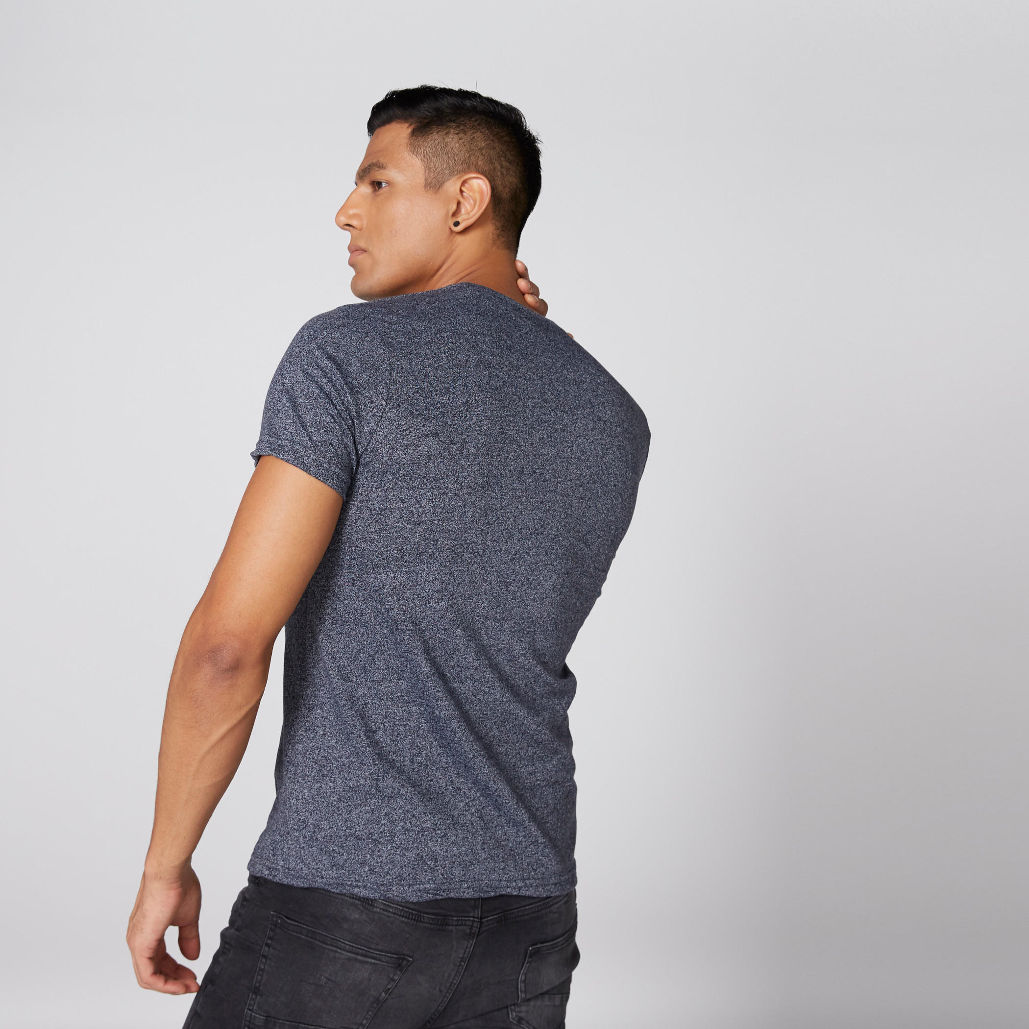 تيشيرت بياقة مستديرة وأكمام قصيرة ونقش كابتن أمريكا-men-clothing-tshirtsandpolos-tshirts-image-2
