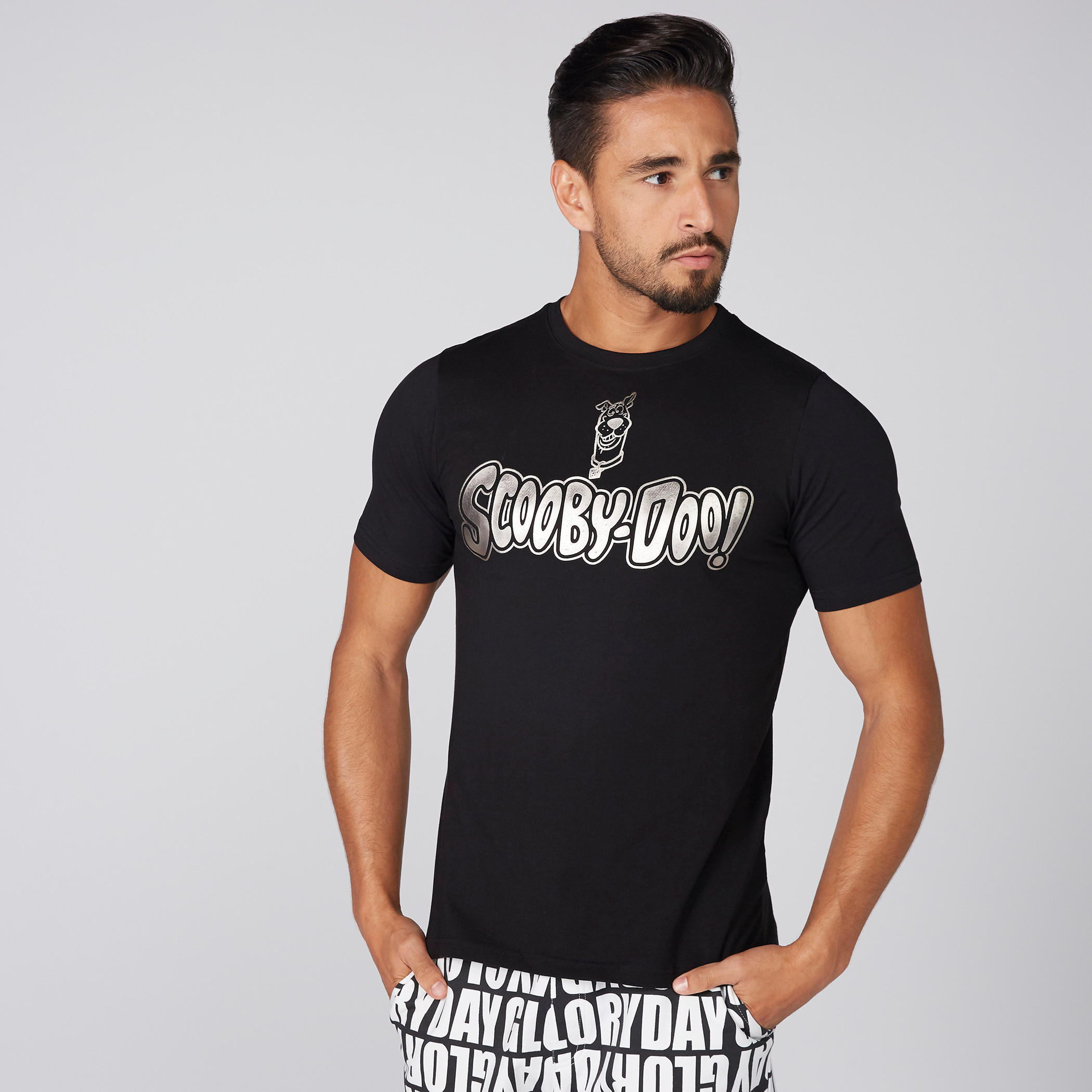 تيشيرت بأكمام قصيرة وطبعات سكوبي دو-men-clothing-tshirtsandpolos-tshirts-image-1
