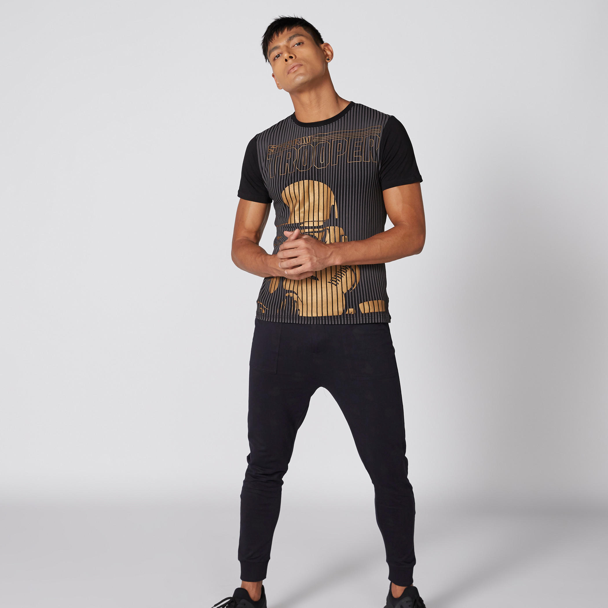 تيشيرت بياقة مستديرة وأكمام قصيرة وطبعات ستورم تروبر-men-clothing-tshirtsandpolos-tshirts-image-3