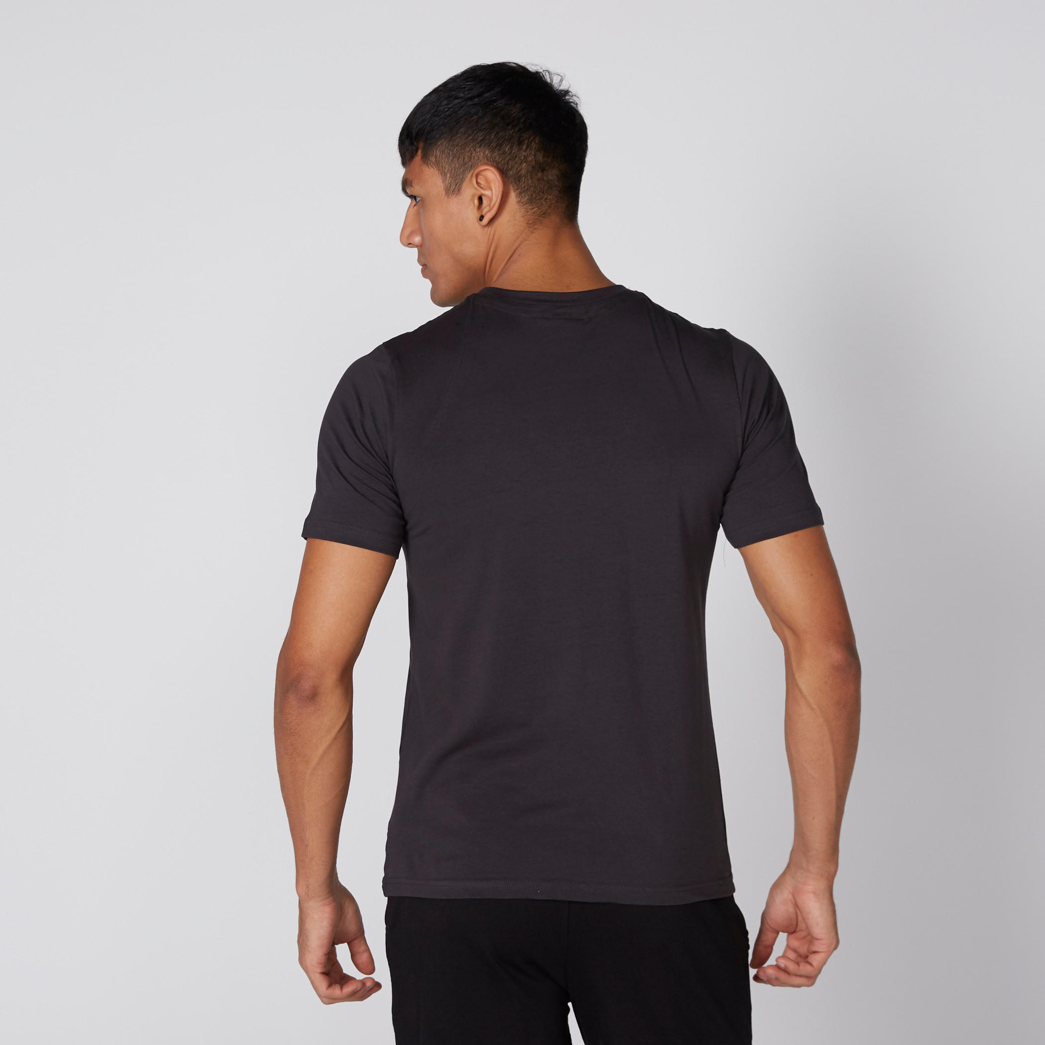 تيشيرت بياقة مستديرة وأكمام قصيرة وطبعات ميكي ماوس-men-clothing-tshirtsandpolos-tshirts-image-3