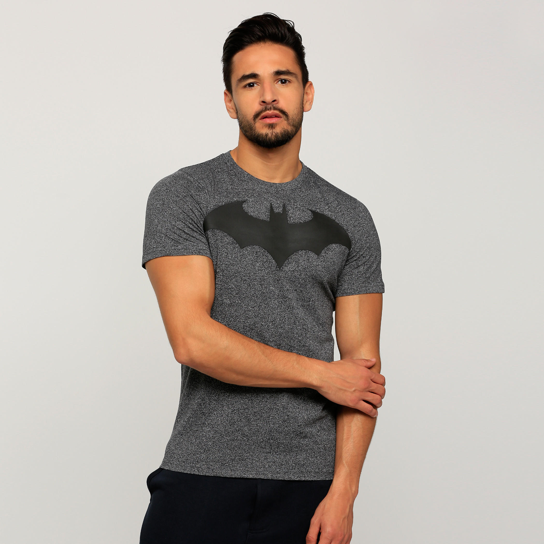 تيشيرت بأكمام قصيرة وياقة مستديرة وطبعات باتمان-men-clothing-tshirtsandpolos-tshirts-image-1