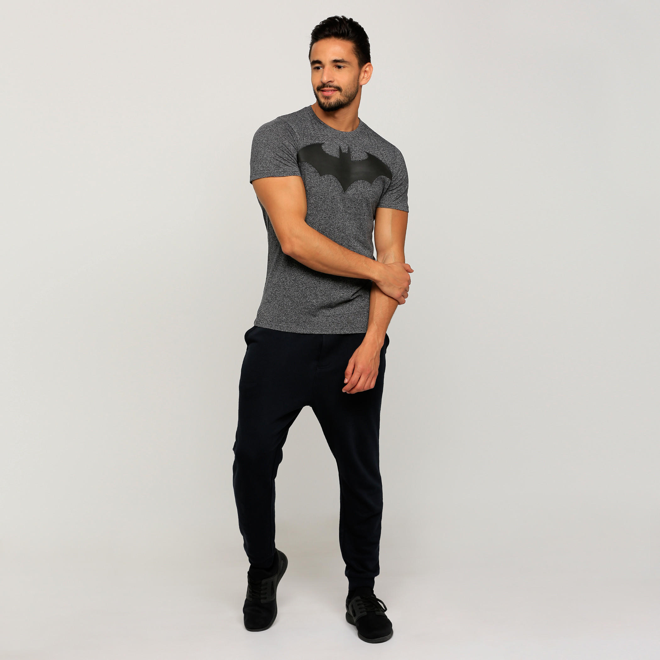تيشيرت بأكمام قصيرة وياقة مستديرة وطبعات باتمان-men-clothing-tshirtsandpolos-tshirts-image-5