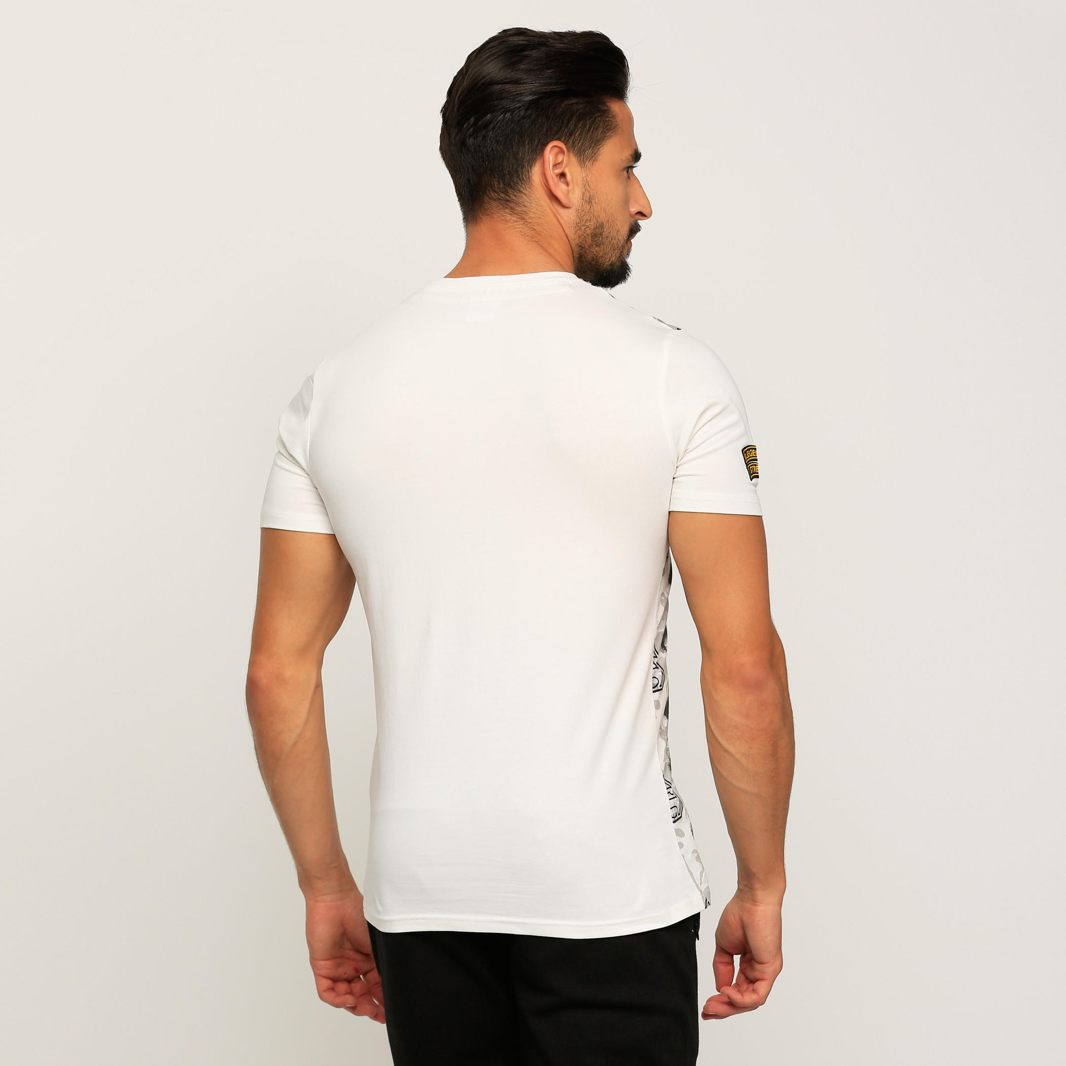 Superman Printed T-Shirt with Round Neck and Short Sleeves-men-clothing-tshirtsandpolos-tshirts-image-2