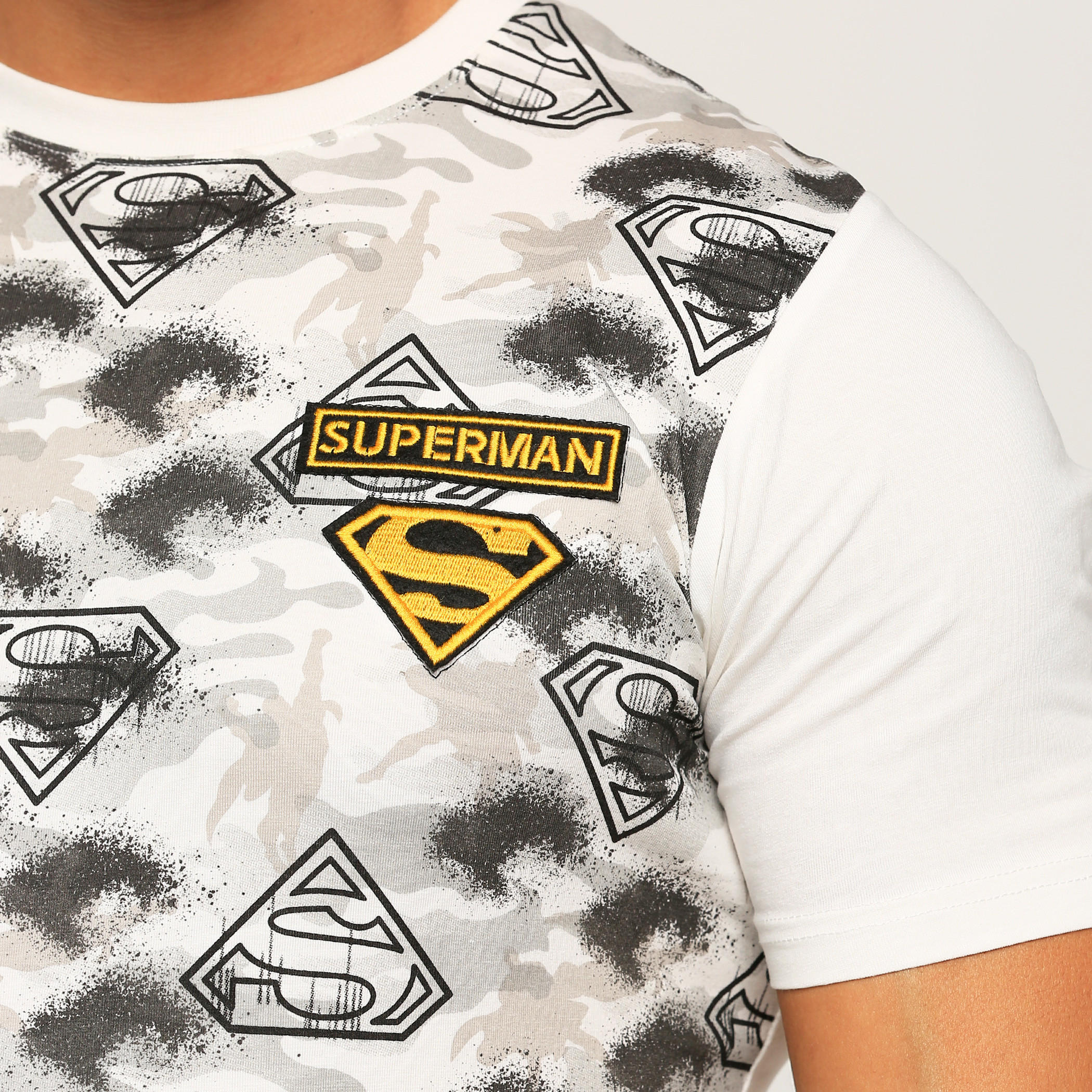 Superman Printed T-Shirt with Round Neck and Short Sleeves-men-clothing-tshirtsandpolos-tshirts-image-4