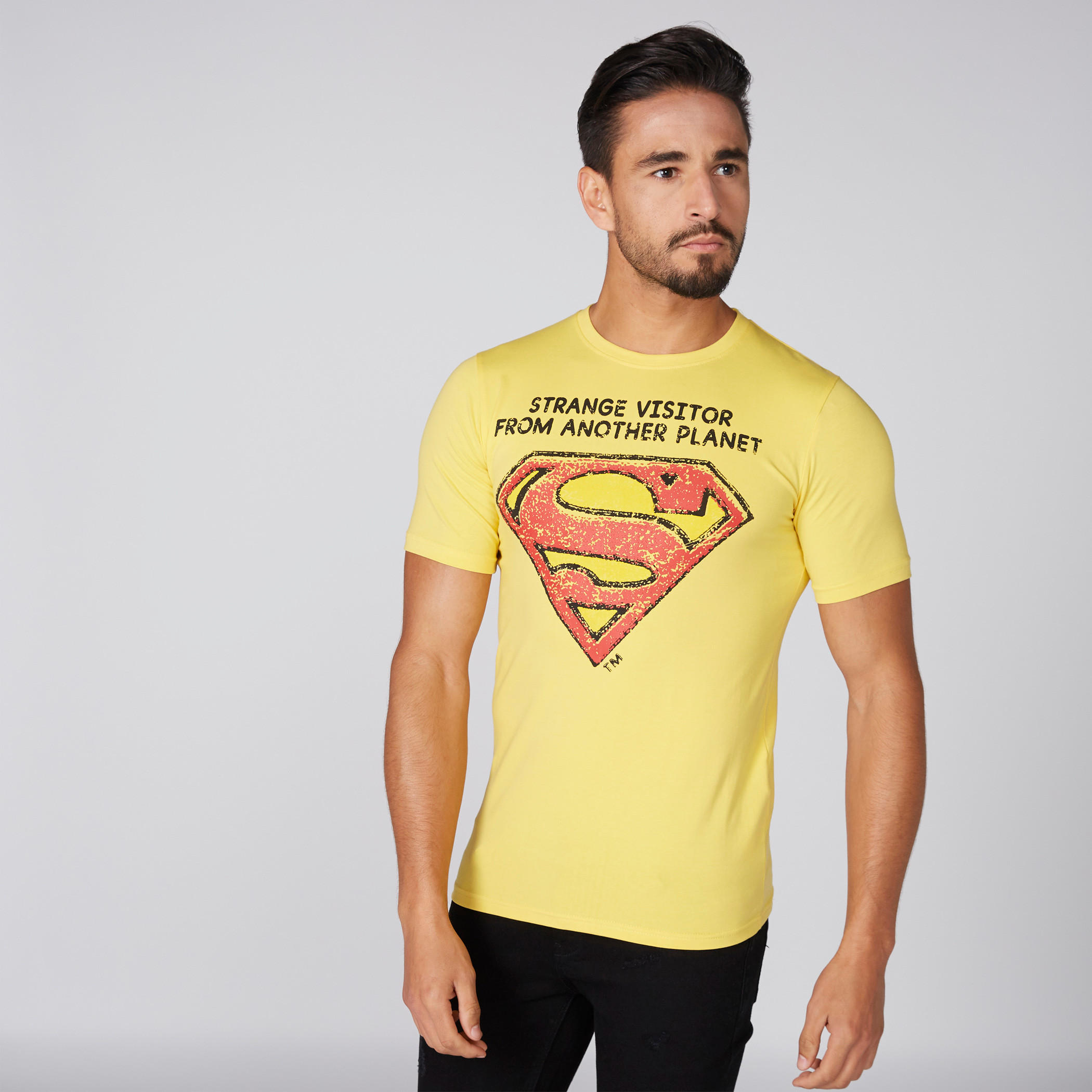 تيشيرت بياقة مستديرة وأكمام قصيرة وطبعات سوبرمان-men-clothing-tshirtsandpolos-tshirts-image-1