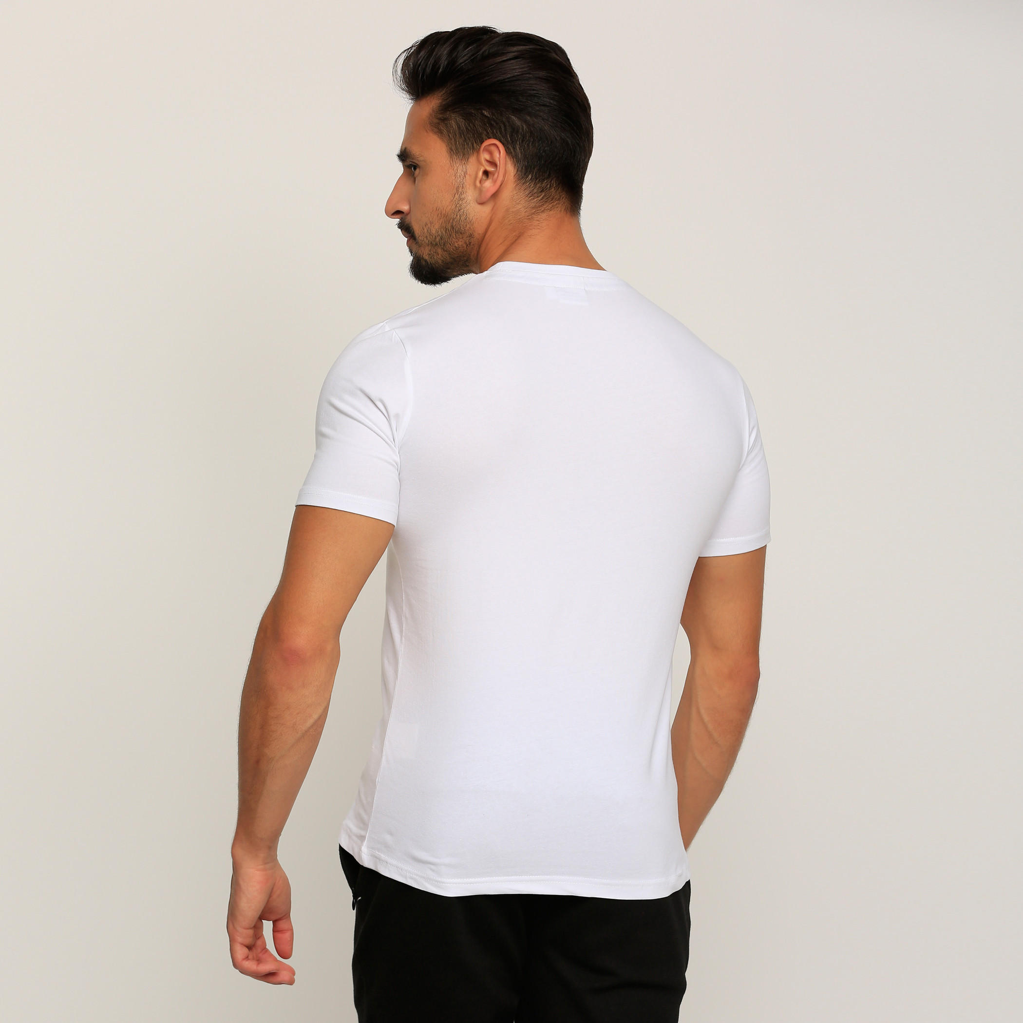 تيشيرت بأكمام قصيرة وياقة مستديرة وطبعات باتمان-men-clothing-tshirtsandpolos-tshirts-image-2