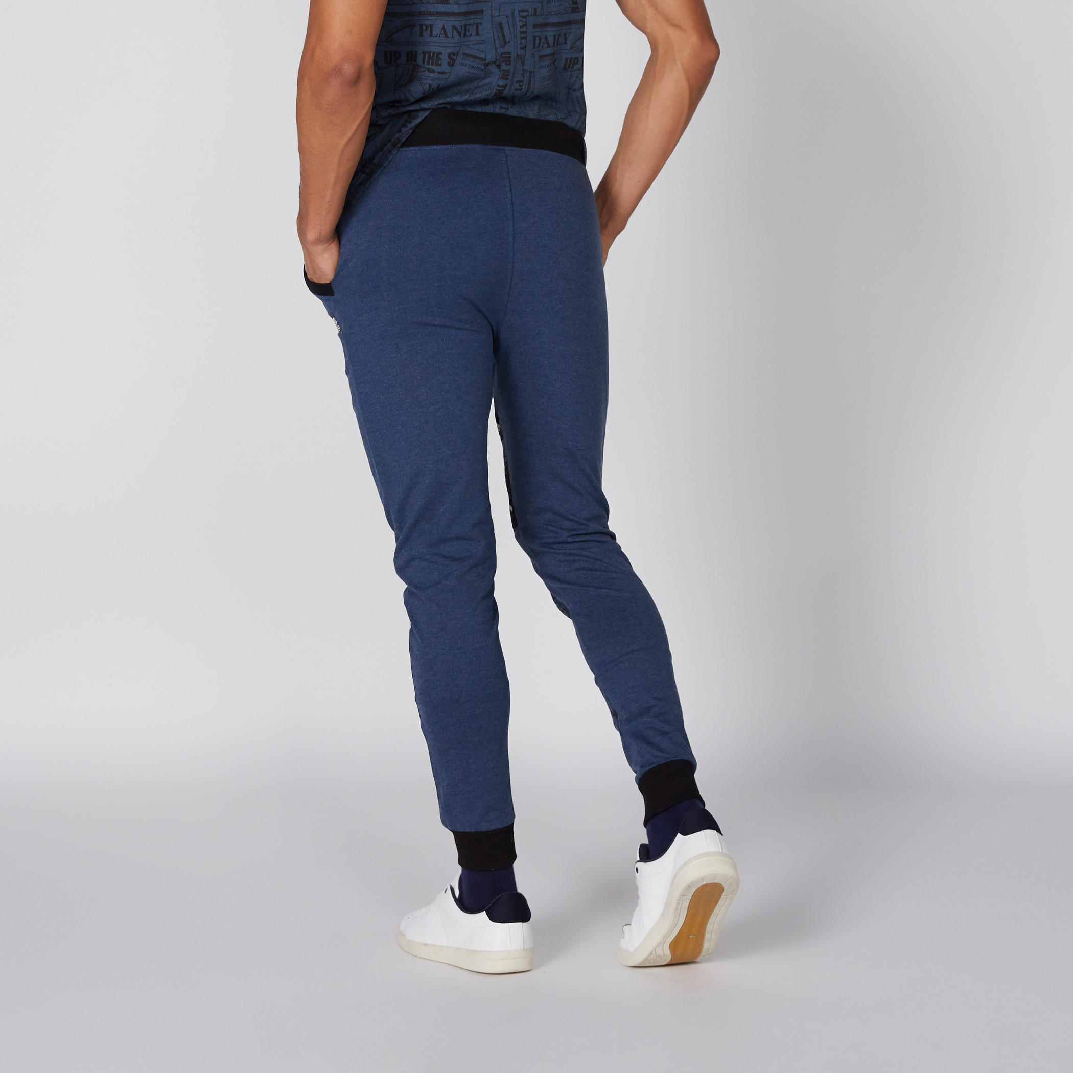 بنطال رياضي طويل بجيوب وطبعات كابتن أمريكا-men-clothing-bottoms-trousersandchinos-trousers-image-5