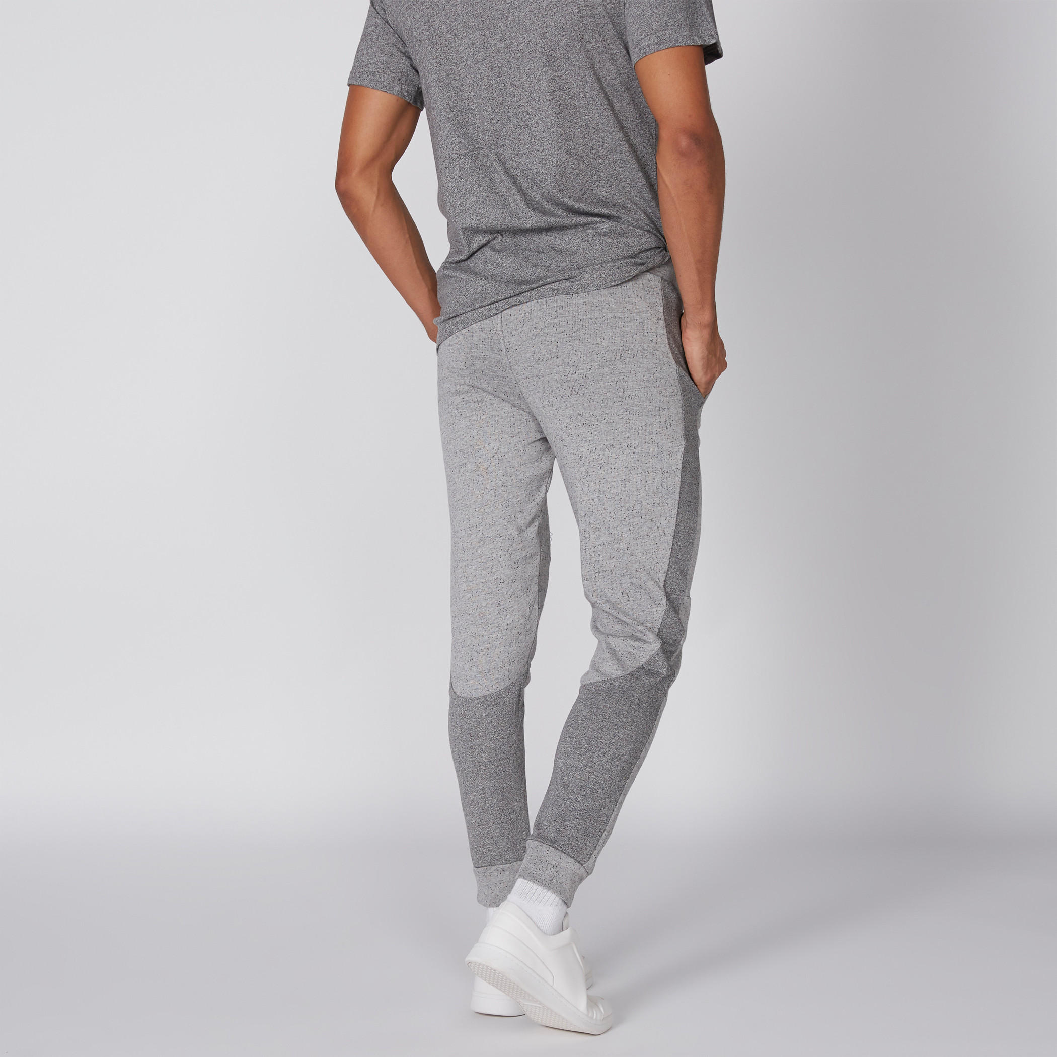 بنطال رياضي طويل بجيوب ونقش سوبرمان-men-clothing-bottoms-joggers-image-5