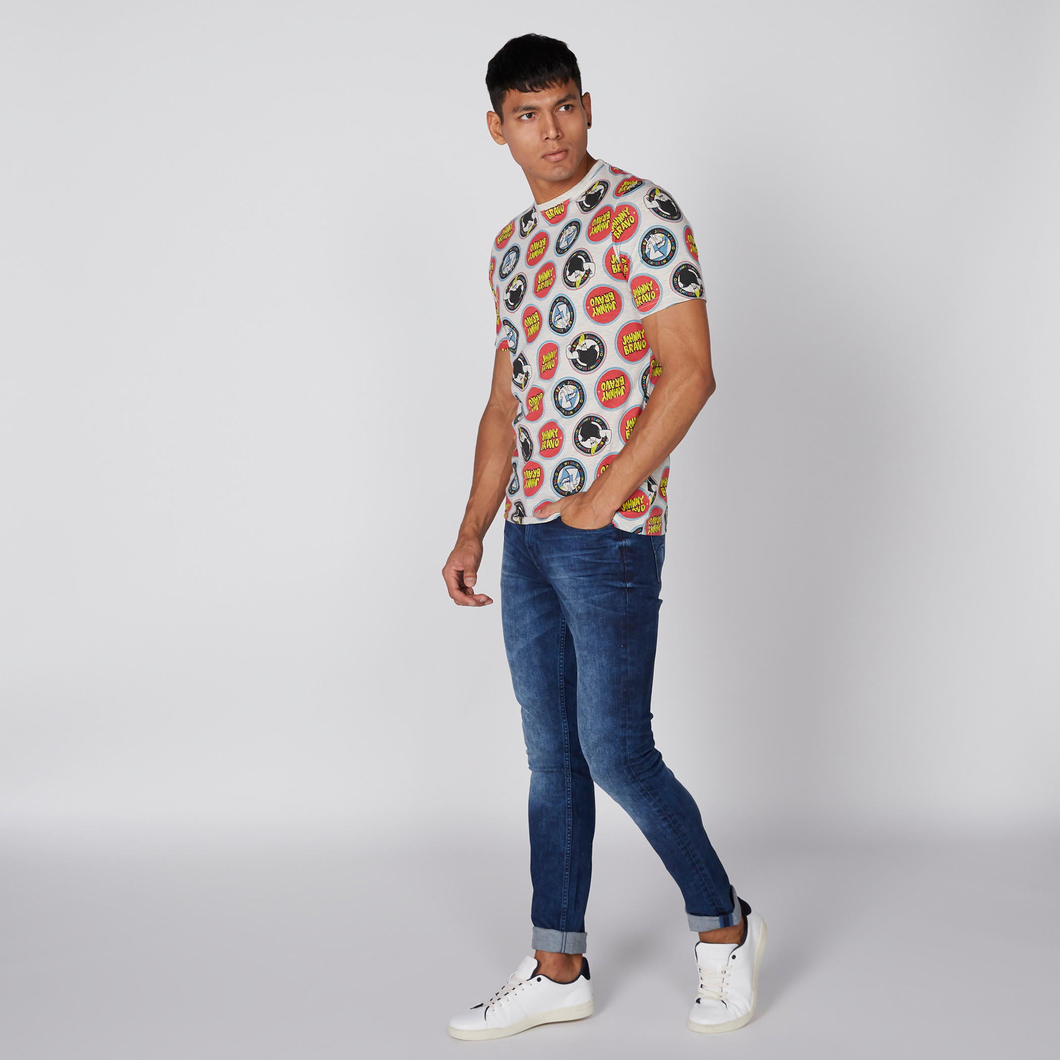 تيشيرت بياقة مستديرة وطبعات جوني برافو-men-clothing-tshirtsandpolos-tshirts-image-3