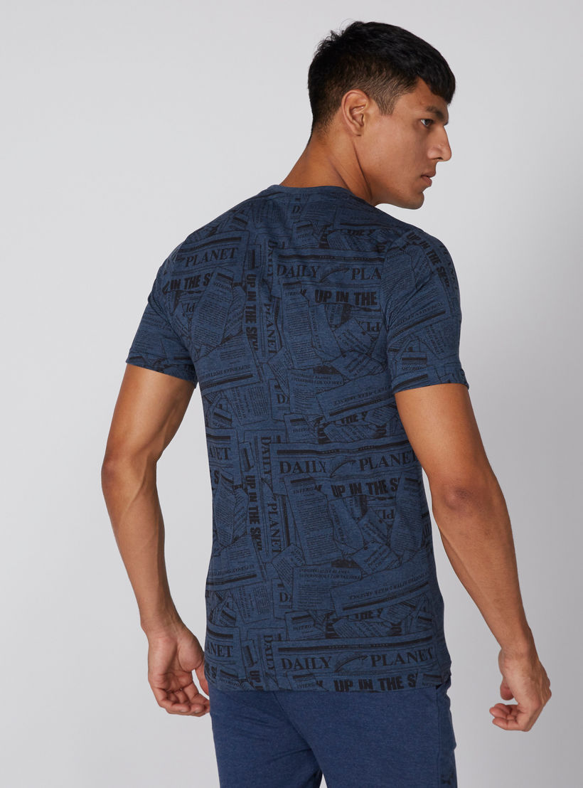 تيشيرت بياقة مستديرة وأكمام قصيرة وطبعات سوبرمان-men-clothing-tshirtsandpolos-tshirts-image-2