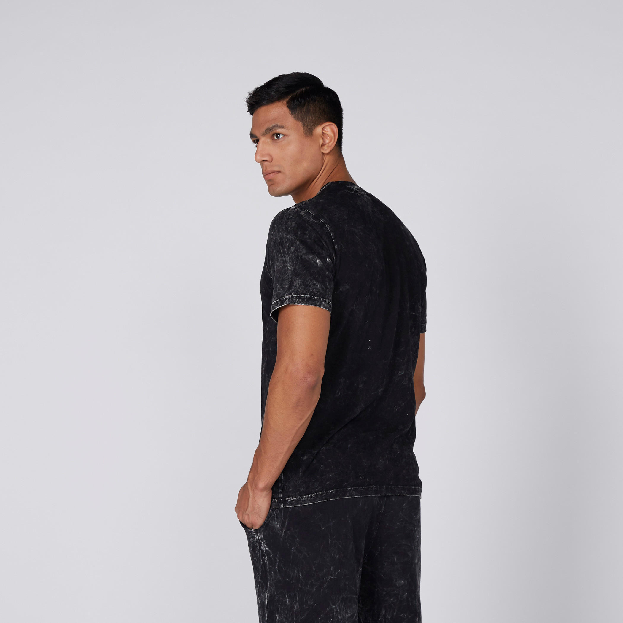 تيشيرت بياقة مستديرة وأكمام قصيرة وطبعات سوبرمان-men-clothing-tshirtsandpolos-tshirts-image-3