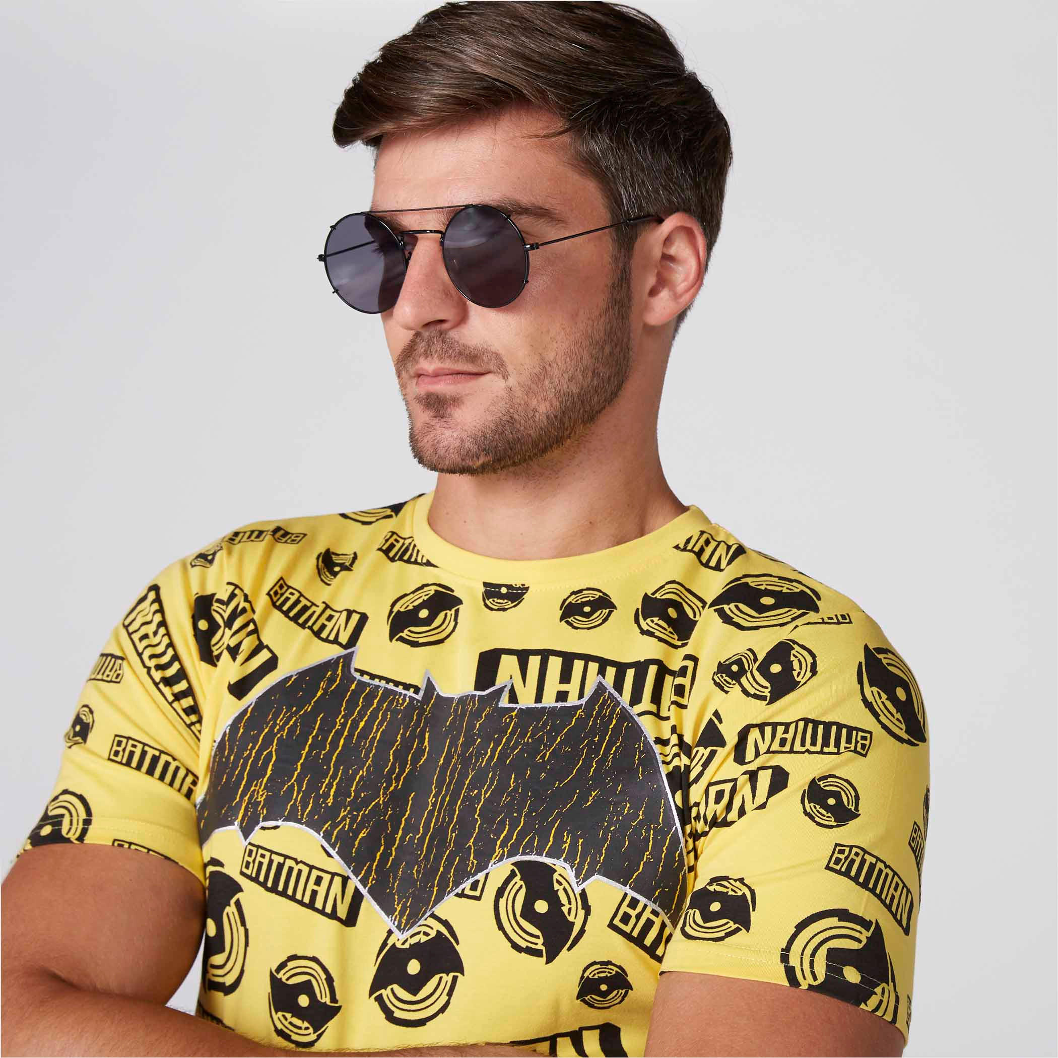تيشيرت بياقة مستديرة وأكمام قصيرة وطبعات باتمان-men-clothing-tshirtsandpolos-tshirts-image-4