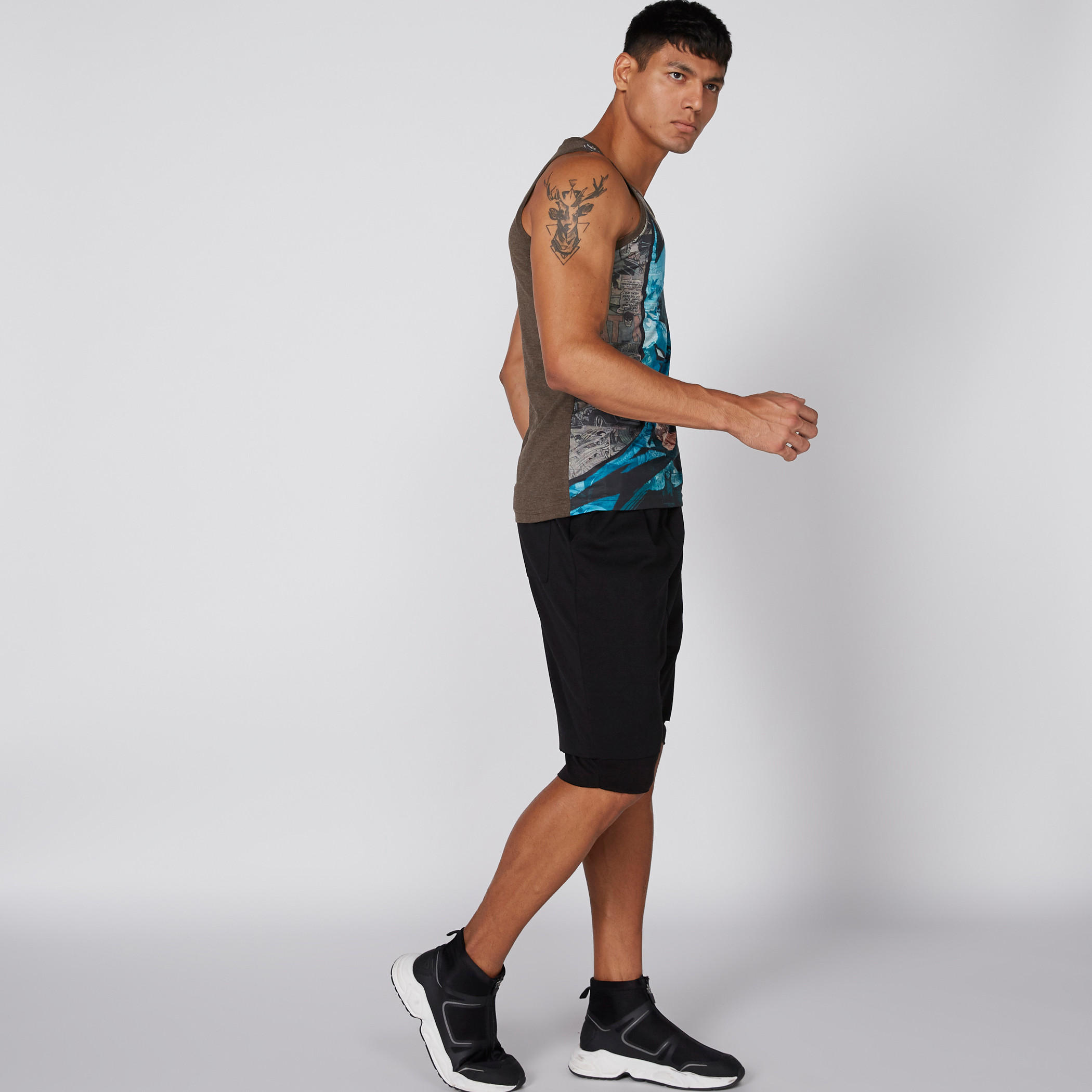 سترة فيست بياقة مستديرة وطبعات باتمان-men-clothing-tshirtsandpolos-vests-image-2