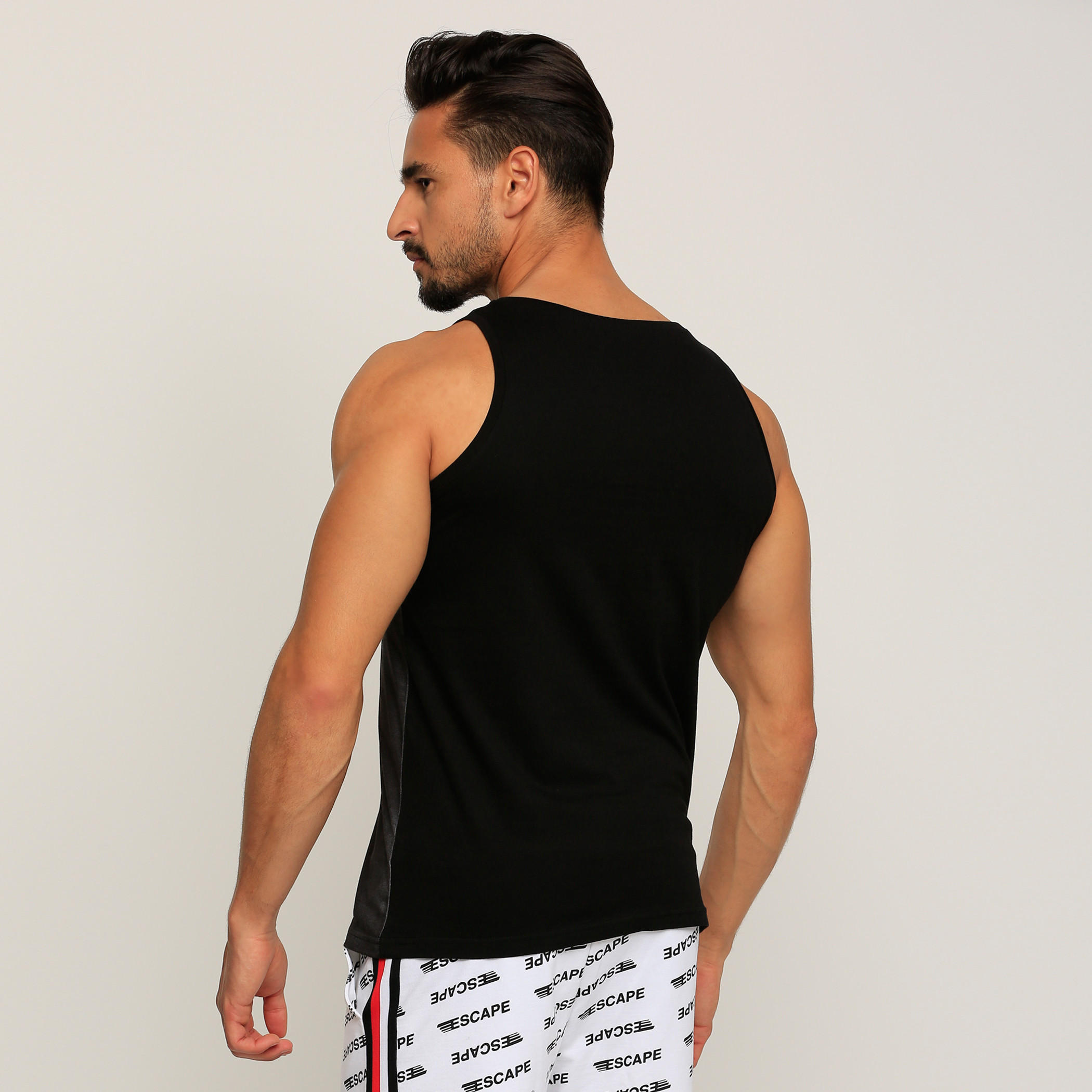 سترة فيست دون أكمام بياقة مستديرة وطبعات سوبر مان-men-clothing-tshirtsandpolos-vests-image-2