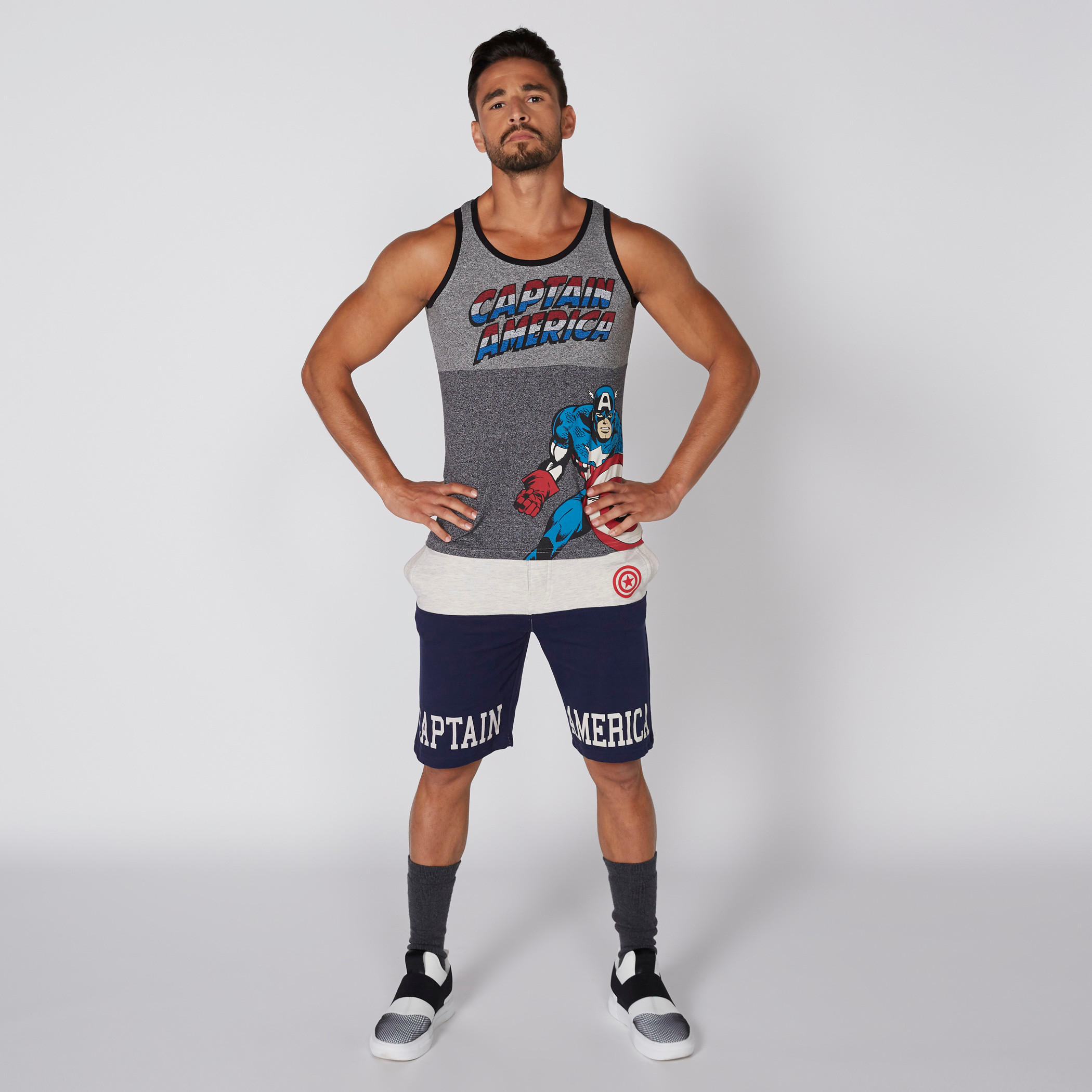 سترة فيست دون أكمام بياقة مستديرة وطبعات كابتن أمريكا-men-clothing-tshirtsandpolos-vests-image-2