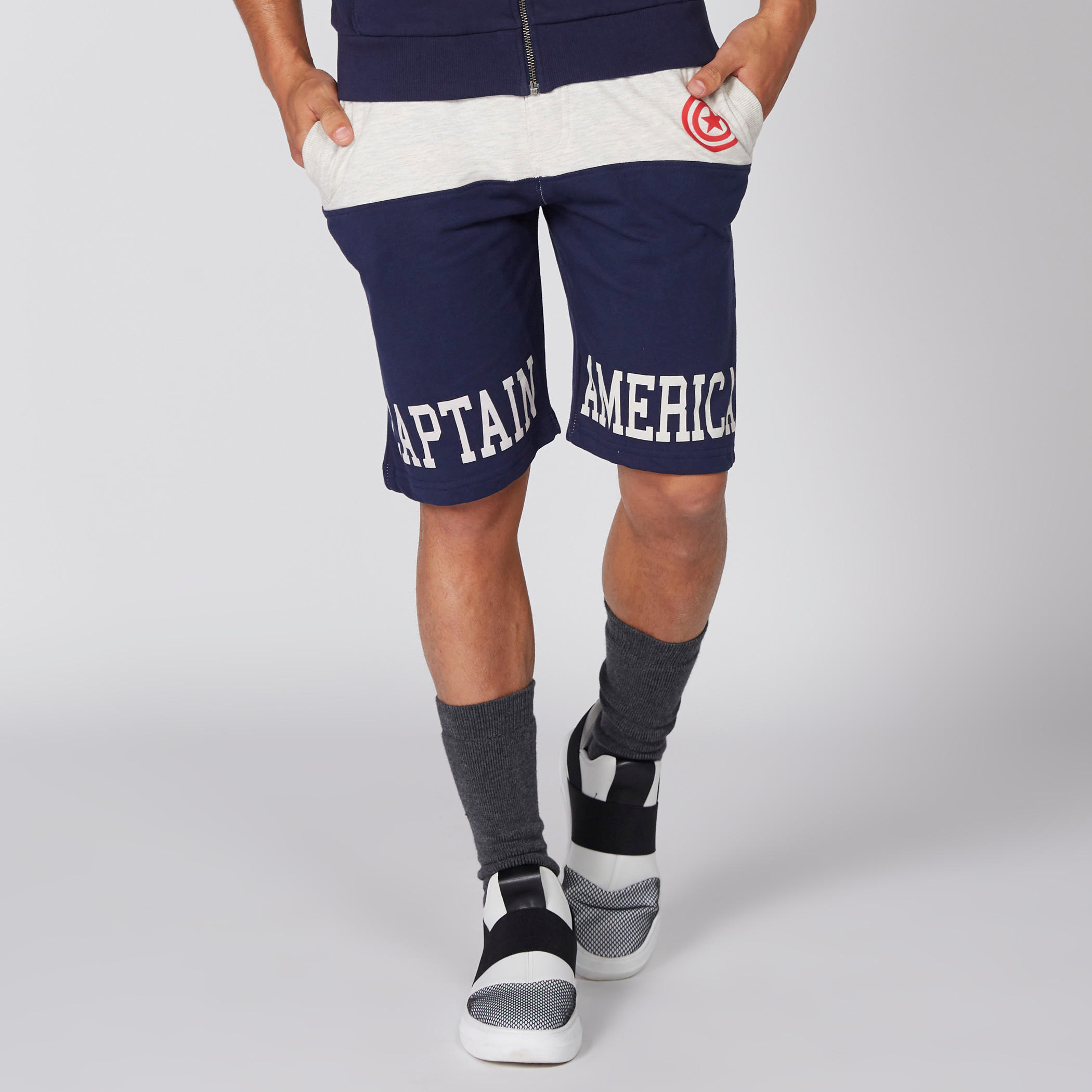 شورت بخصر مطّاطي وطبعات كابتن أمريكا-men-clothing-bottoms-shorts-image-1