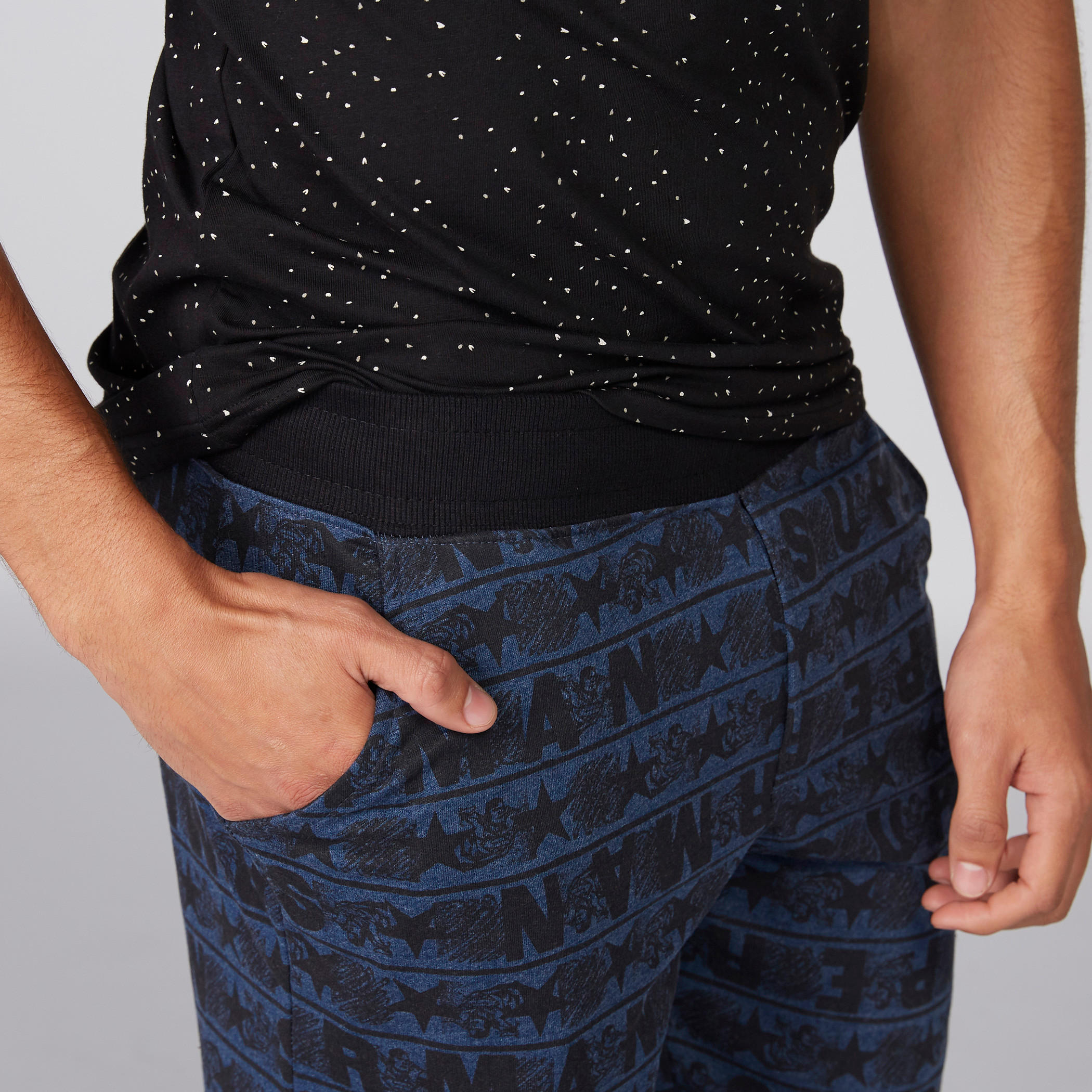 شورت بخصر مطّاطي وطبعات-men-clothing-bottoms-shorts-image-3