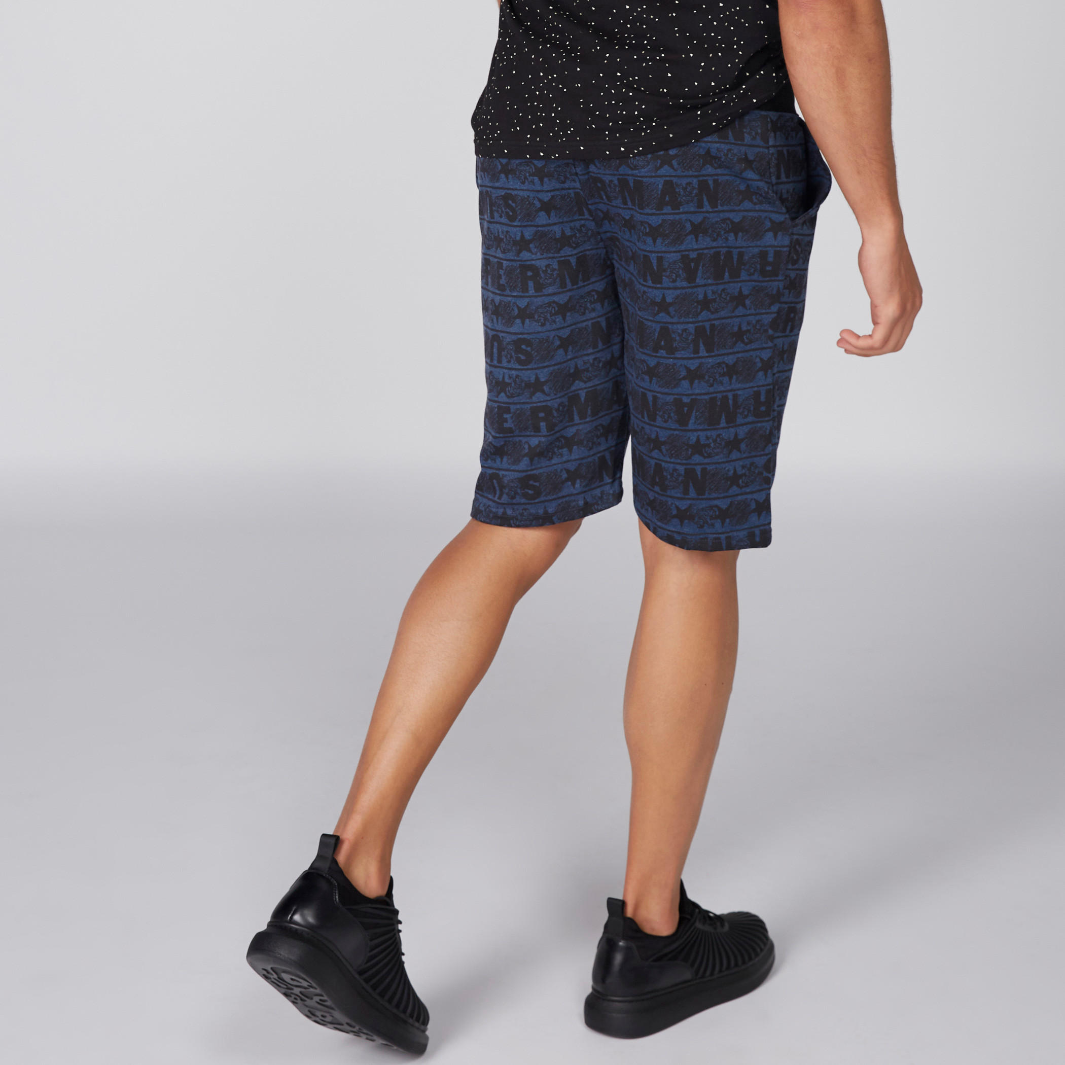 شورت بخصر مطّاطي وطبعات-men-clothing-bottoms-shorts-image-5