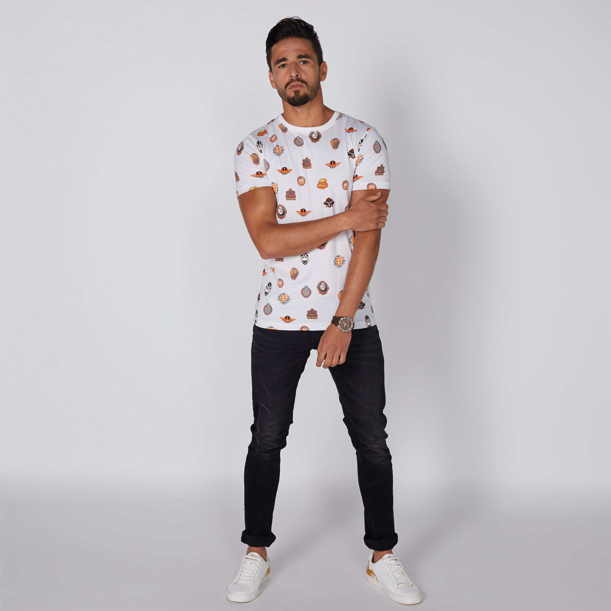 تيشيرت بياقة مستديرة وأكمام قصيرة وطبعات ستار وورز-men-clothing-tshirtsandpolos-tshirts-image-3