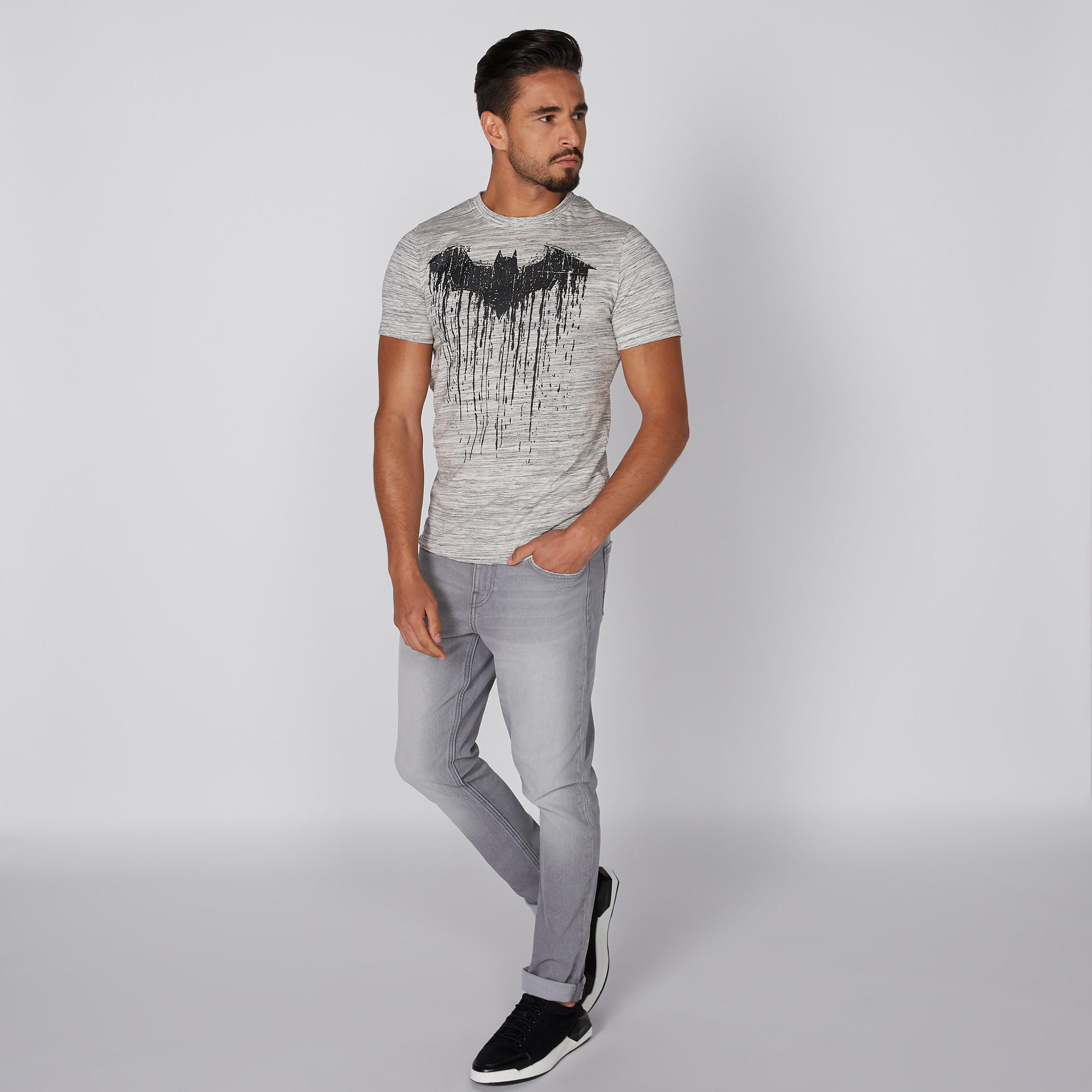 تيشيرت بأكمام قصيرة وطبعات باتمان-men-clothing-tshirtsandpolos-tshirts-image-3