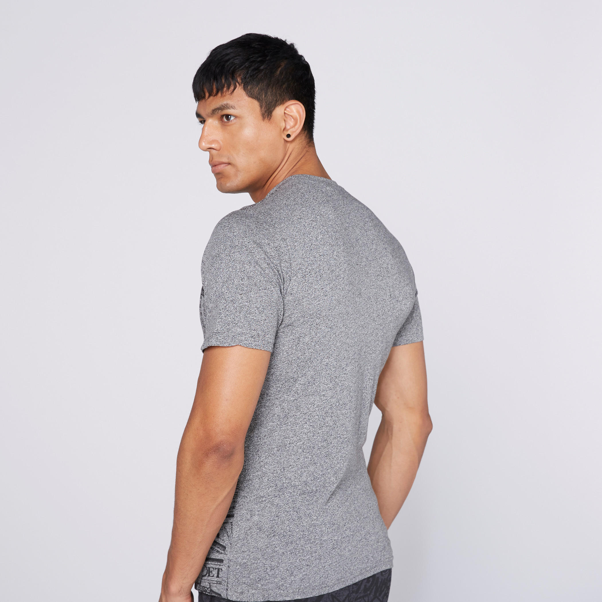تيشيرت بياقة مستديرة وأكمام قصيرة وطبعات سوبرمان-men-clothing-tshirtsandpolos-tshirts-image-3