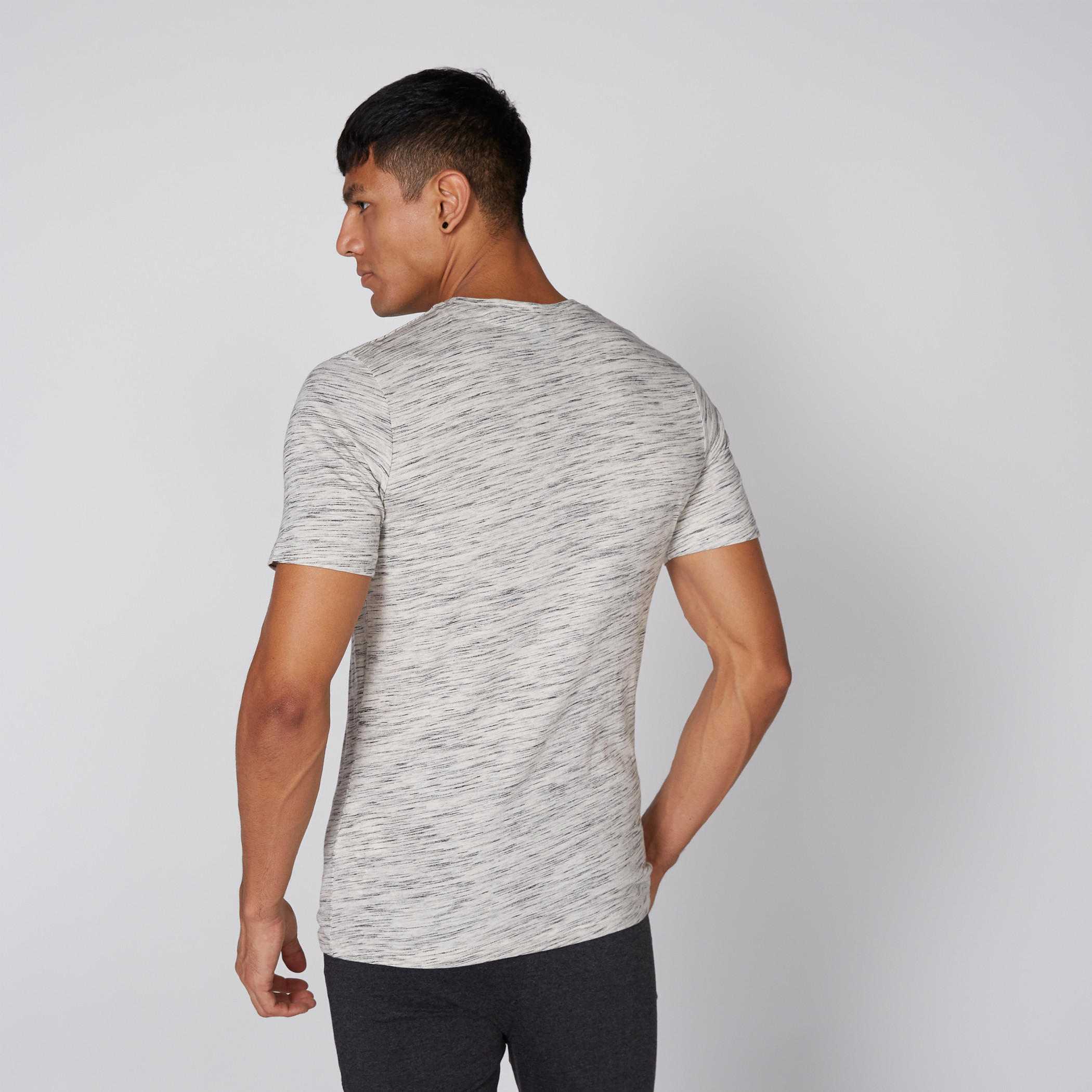 تيشيرت بأكمام قصيرة وياقة مستديرة وطبعات باتمان-men-clothing-tshirtsandpolos-tshirts-image-2