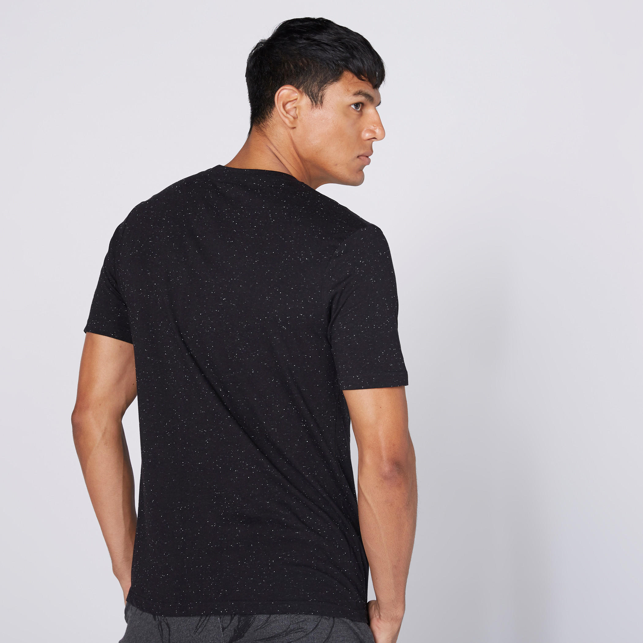 تيشيرت بأكمام قصيرة وياقة مستديرة وطبعات باتمان-men-clothing-tshirtsandpolos-tshirts-image-3