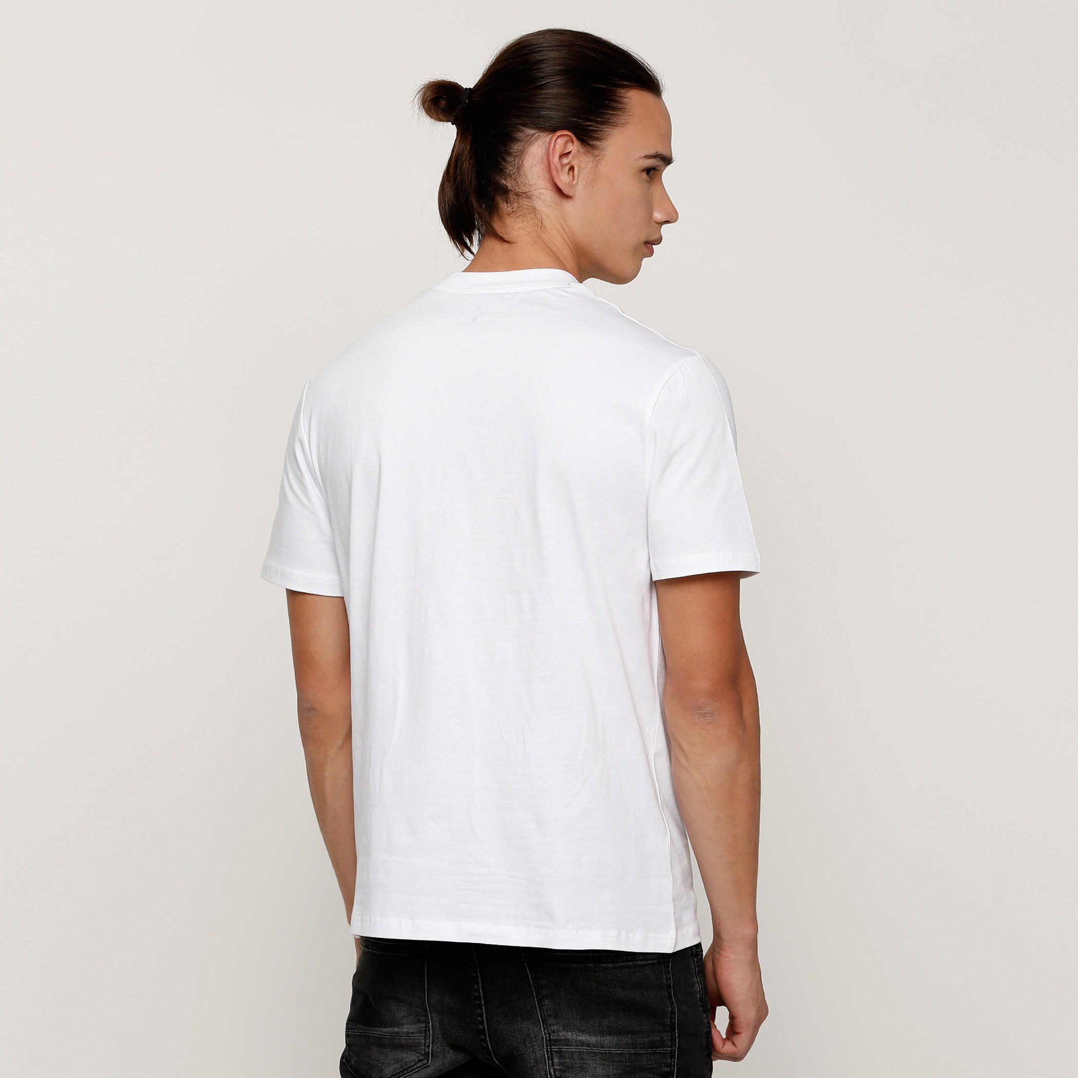 تيشيرت رجالي بياقة مستديرة وأكمام قصيرة مع طبعات تشي جيفارا من أوفيشيال سيدني مورر -men-clothing-tshirtsandpolos-tshirts-image-2