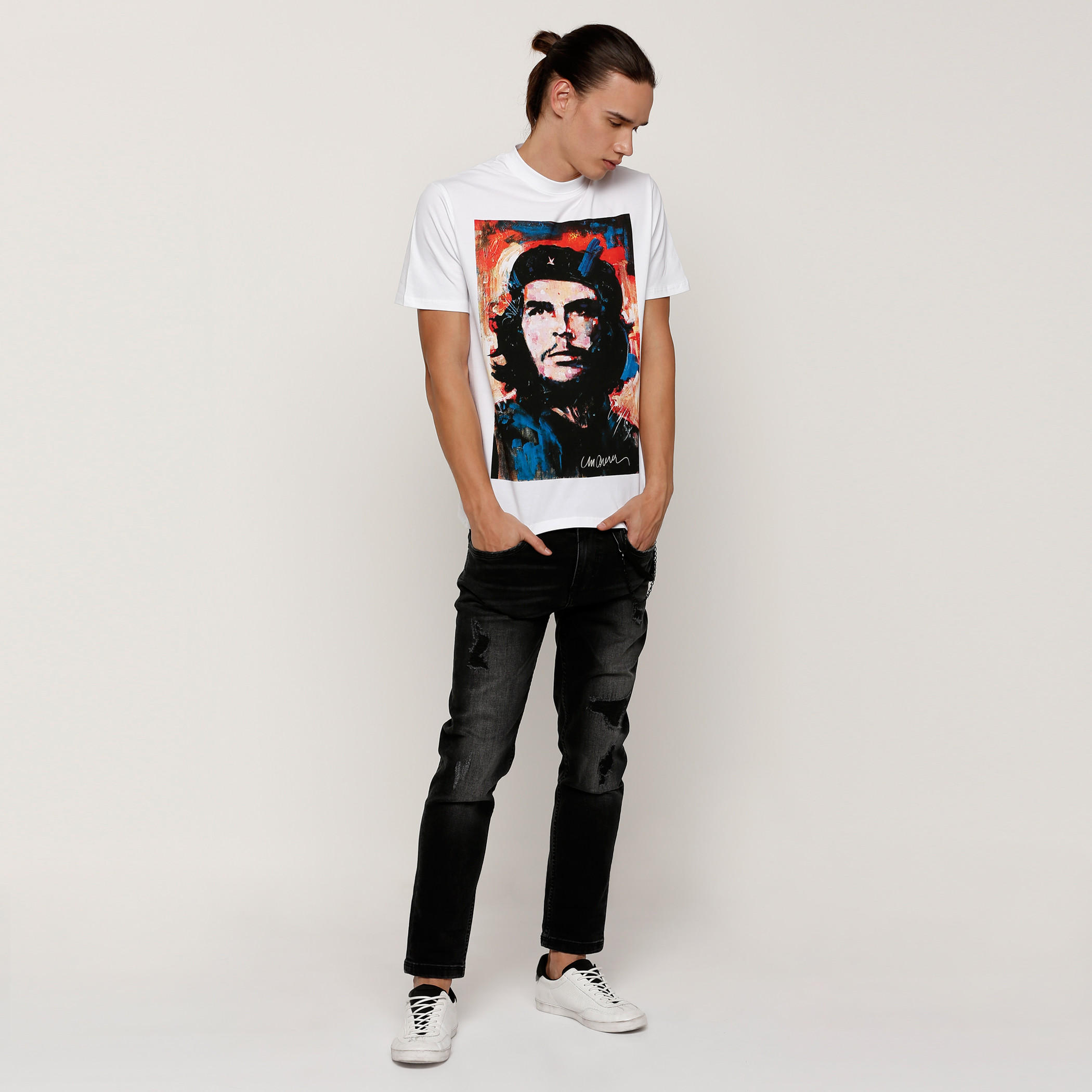 تيشيرت رجالي بياقة مستديرة وأكمام قصيرة مع طبعات تشي جيفارا من أوفيشيال سيدني مورر -men-clothing-tshirtsandpolos-tshirts-image-5