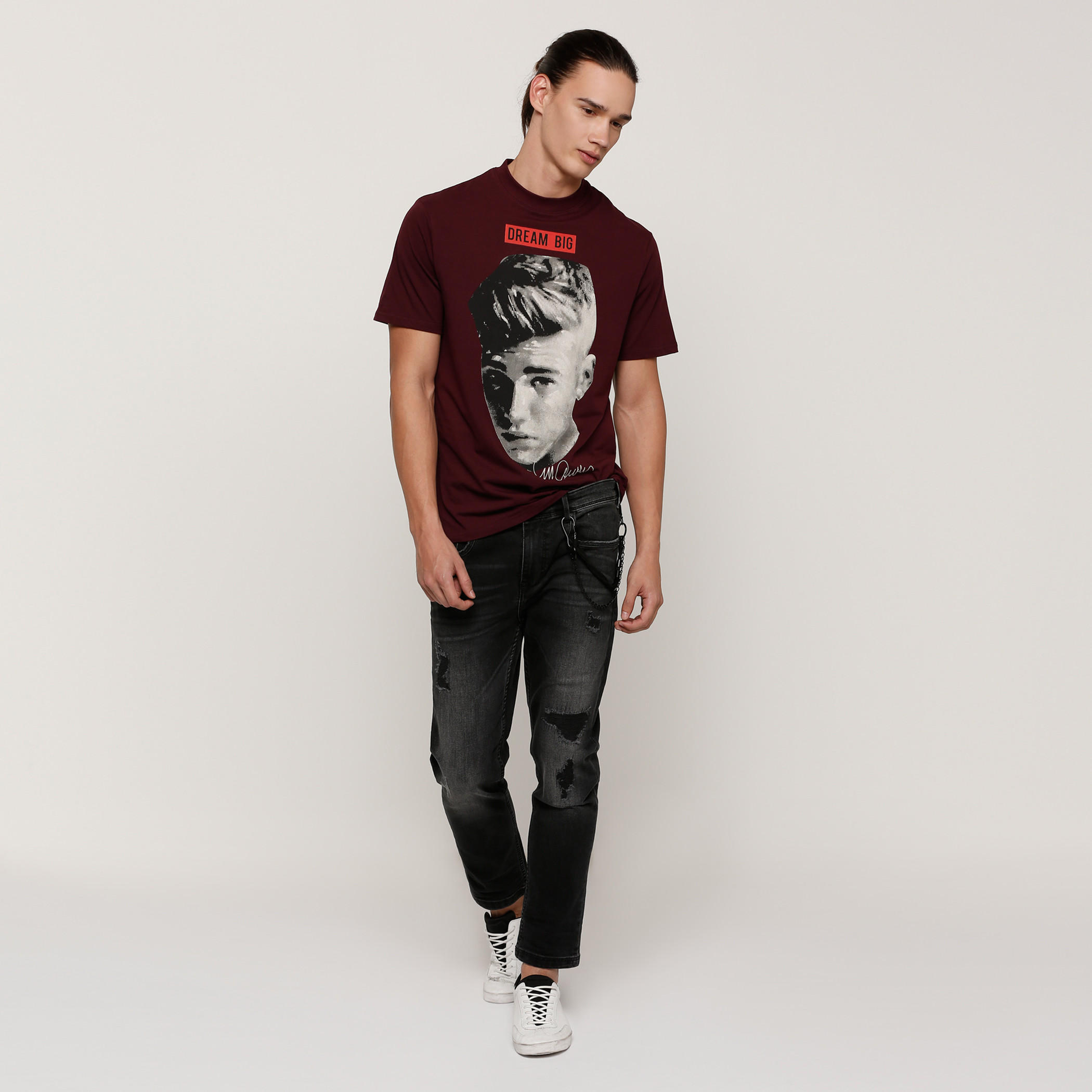 تيشيرت رجالي بياقة مستديرة وأكمام قصيرة مع طبعات جاستين بيبر من أوفيشيال سيدني مورر -men-clothing-tshirtsandpolos-tshirts-image-5