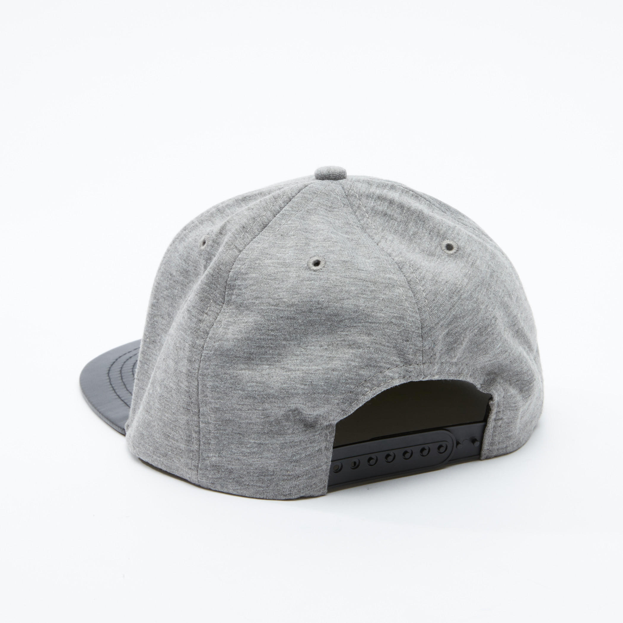 قبعة كاب بتزيينات باتمان مطرزة-men-caps-image-4