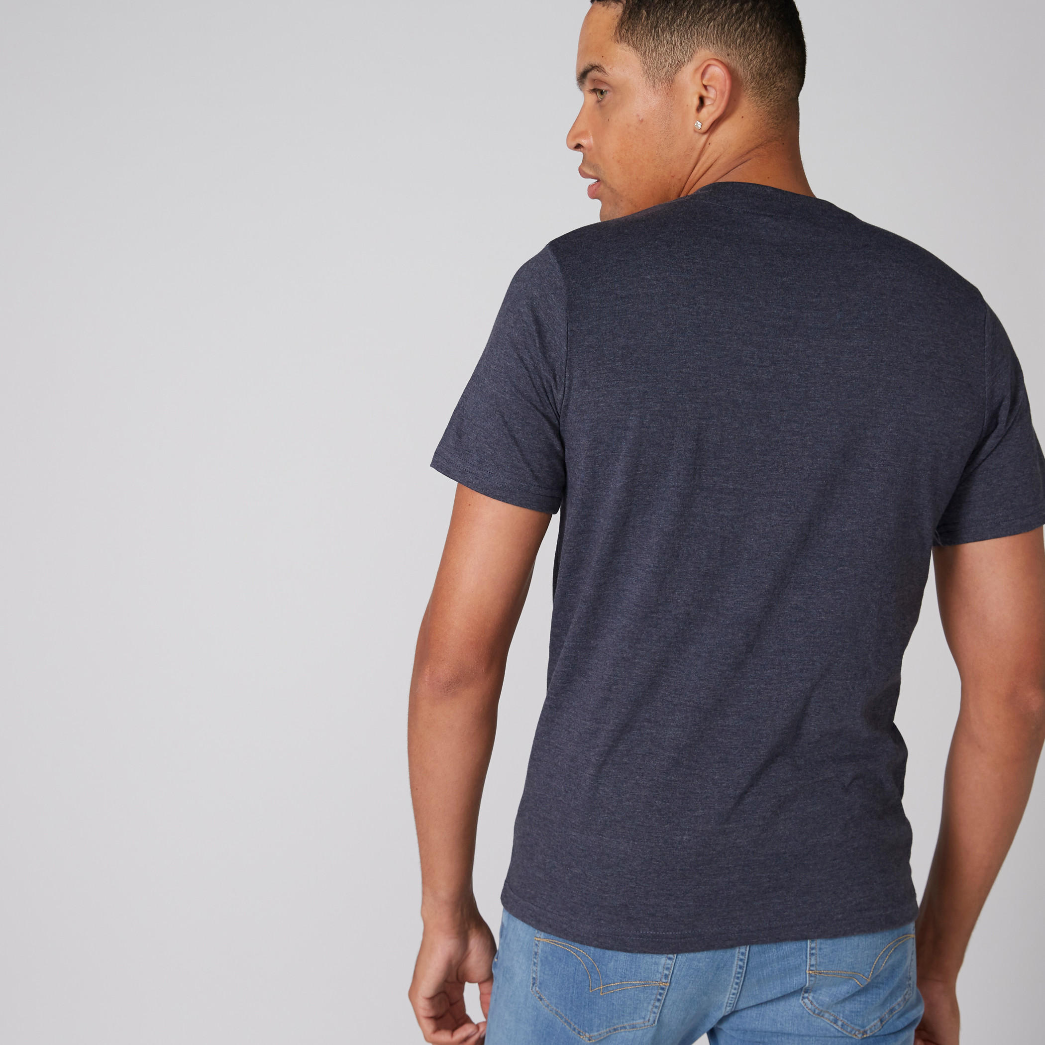 تيشيرت بياقة مستديرة وأكمام قصيرة وطبعات كابتن أمريكا-men-clothing-tshirtsandpolos-tshirts-image-2