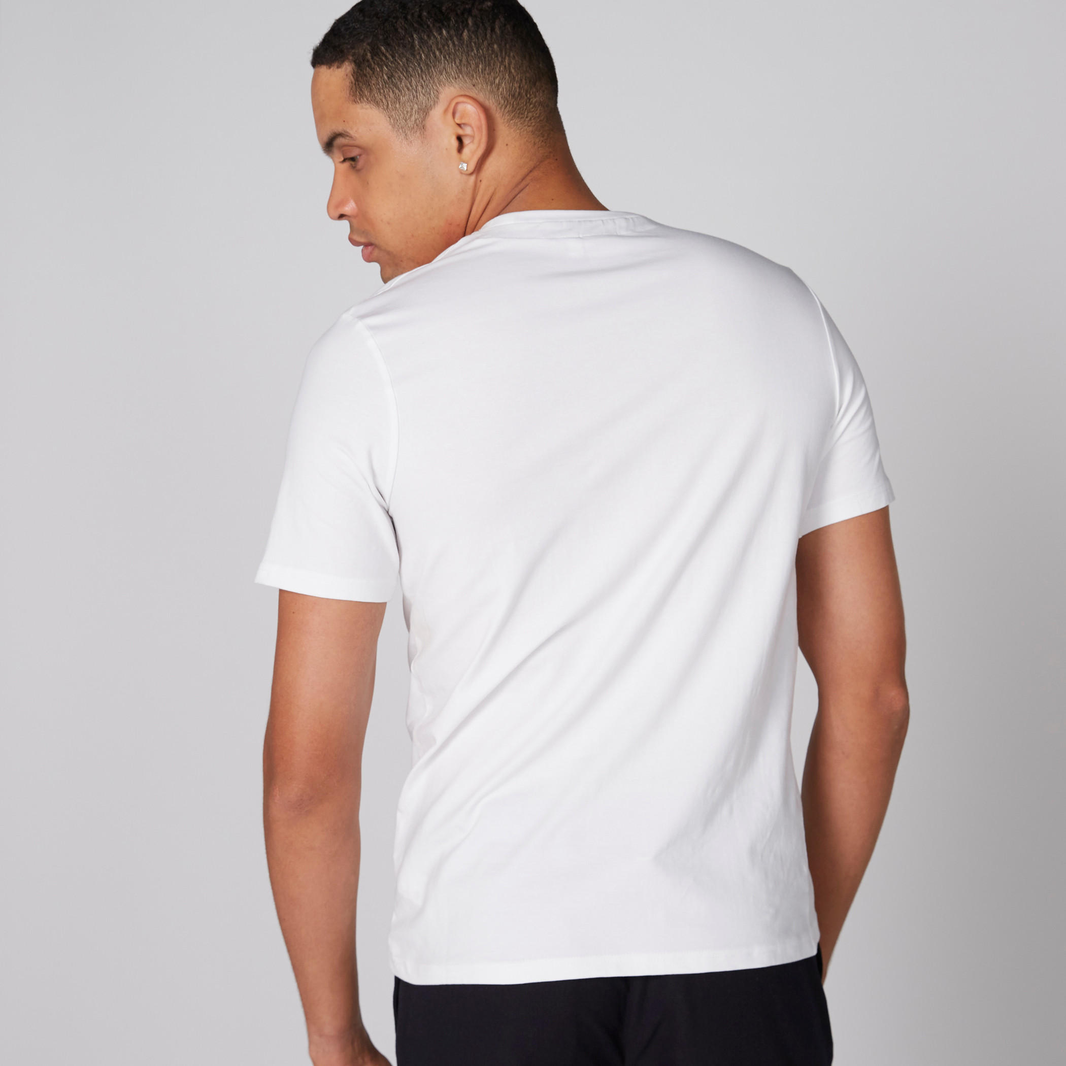 تيشيرت بأكمام قصيرة وياقة ضيقة وطبعات جرافيك سوبرمان-men-clothing-tshirtsandpolos-tshirts-image-2